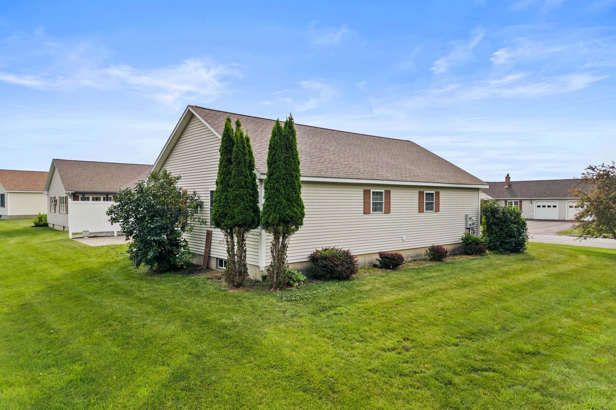 main property photo 41