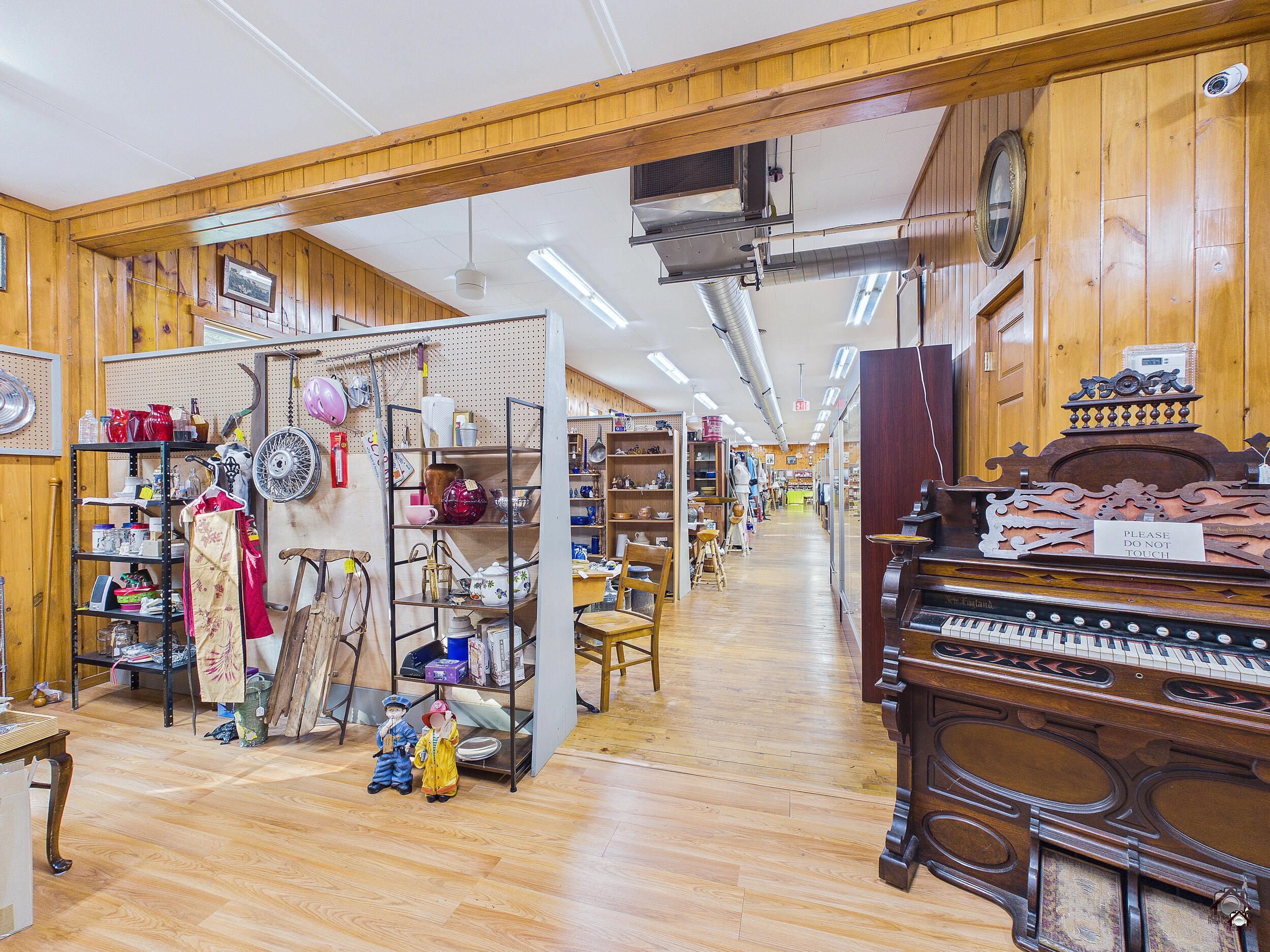 main property photo 43