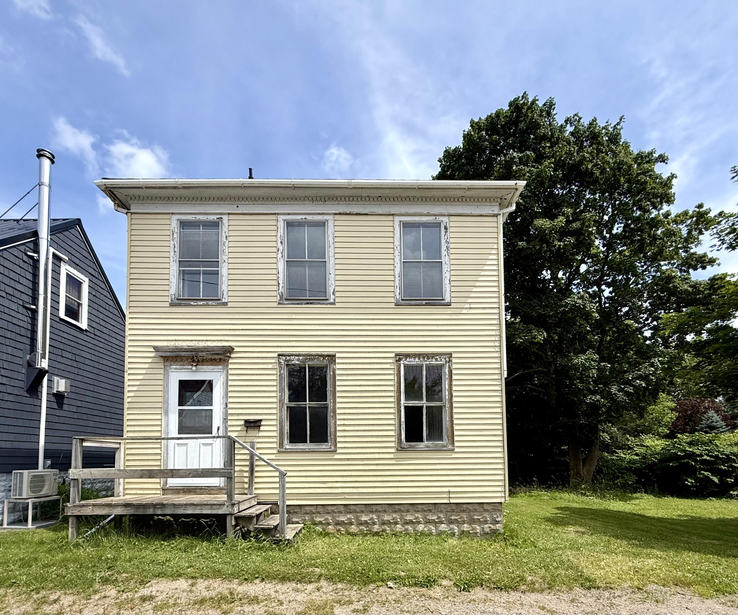 main property photo 10