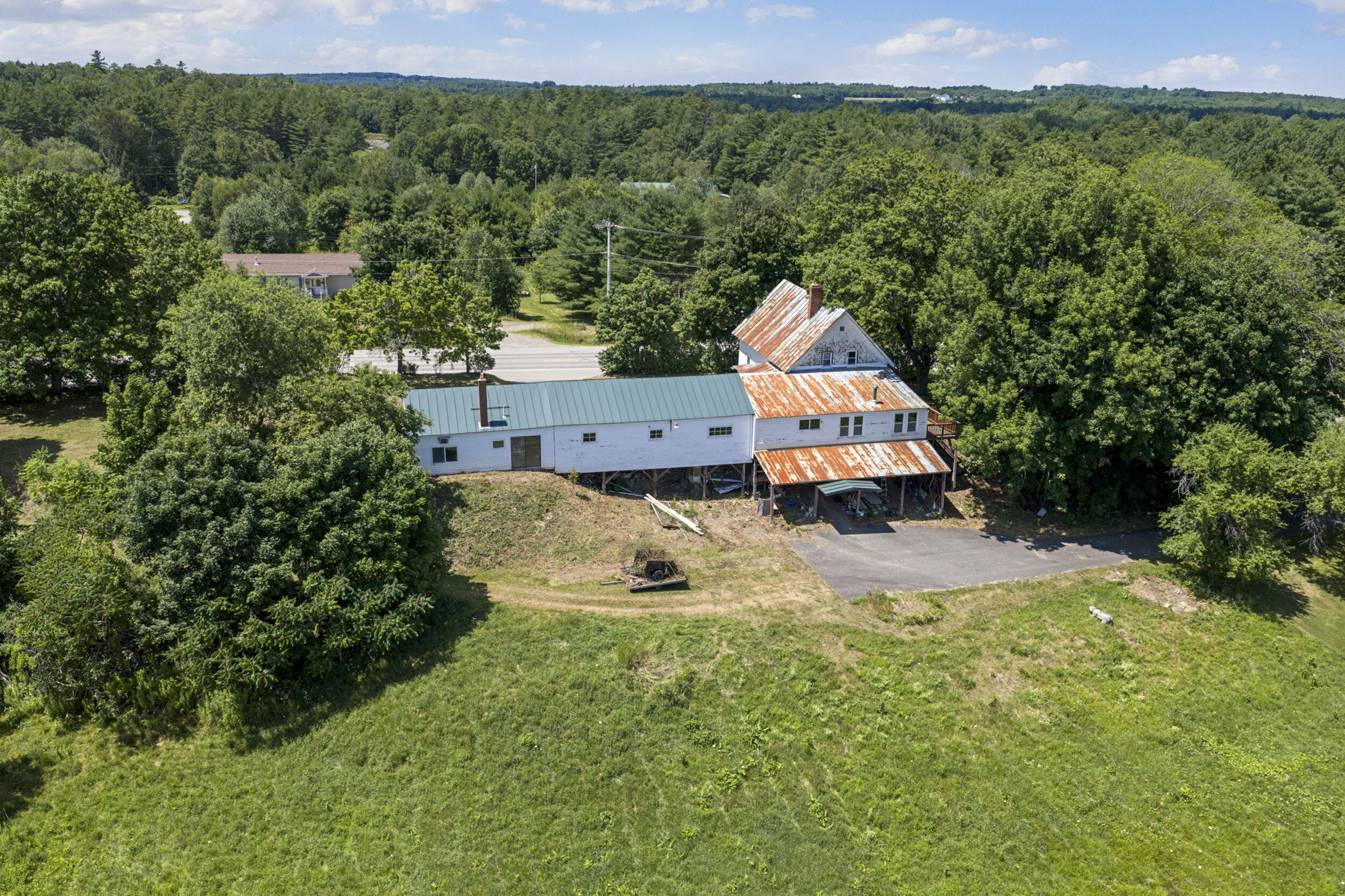 main property photo 41