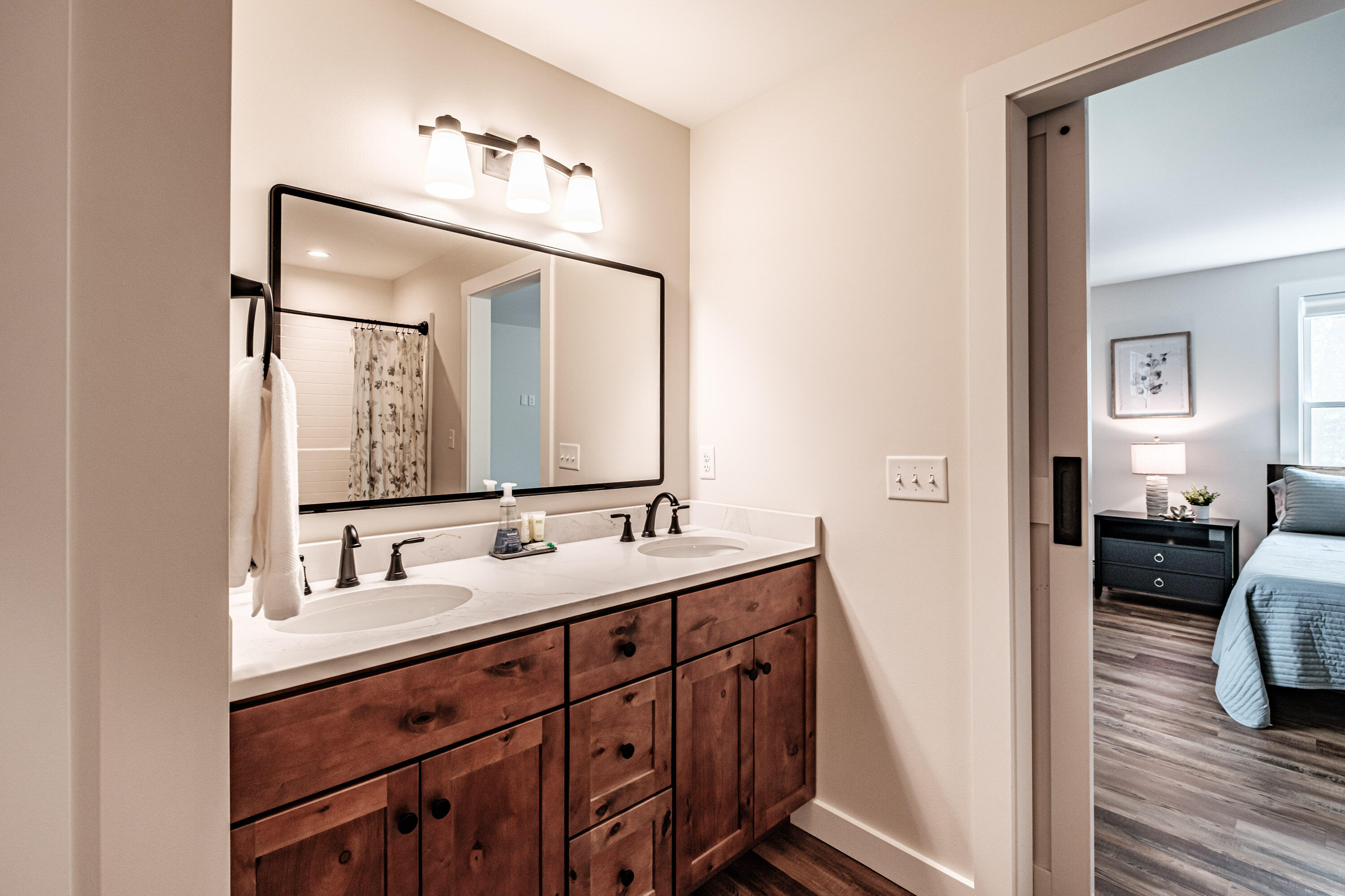 main property photo 144