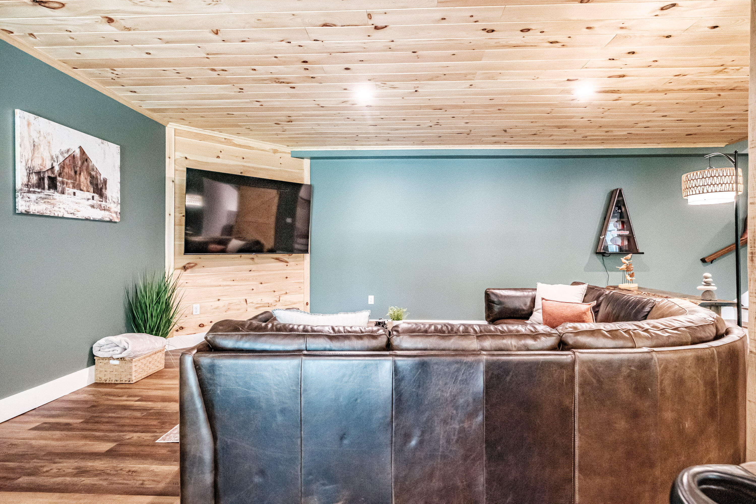 main property photo 150
