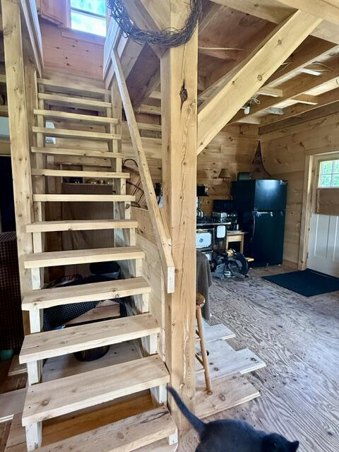 main property photo 13