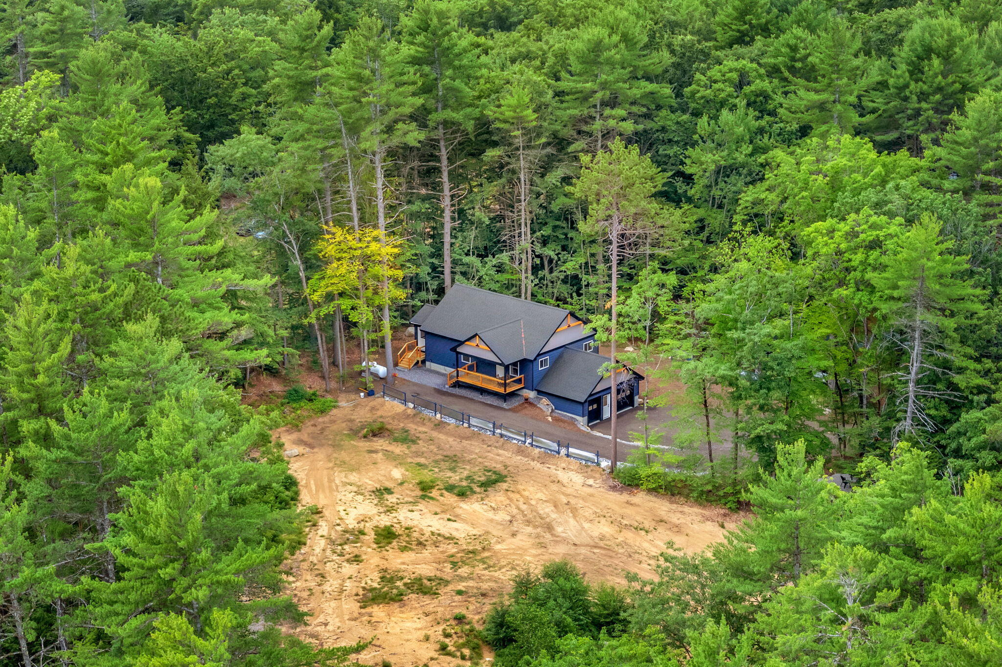 main property photo 36