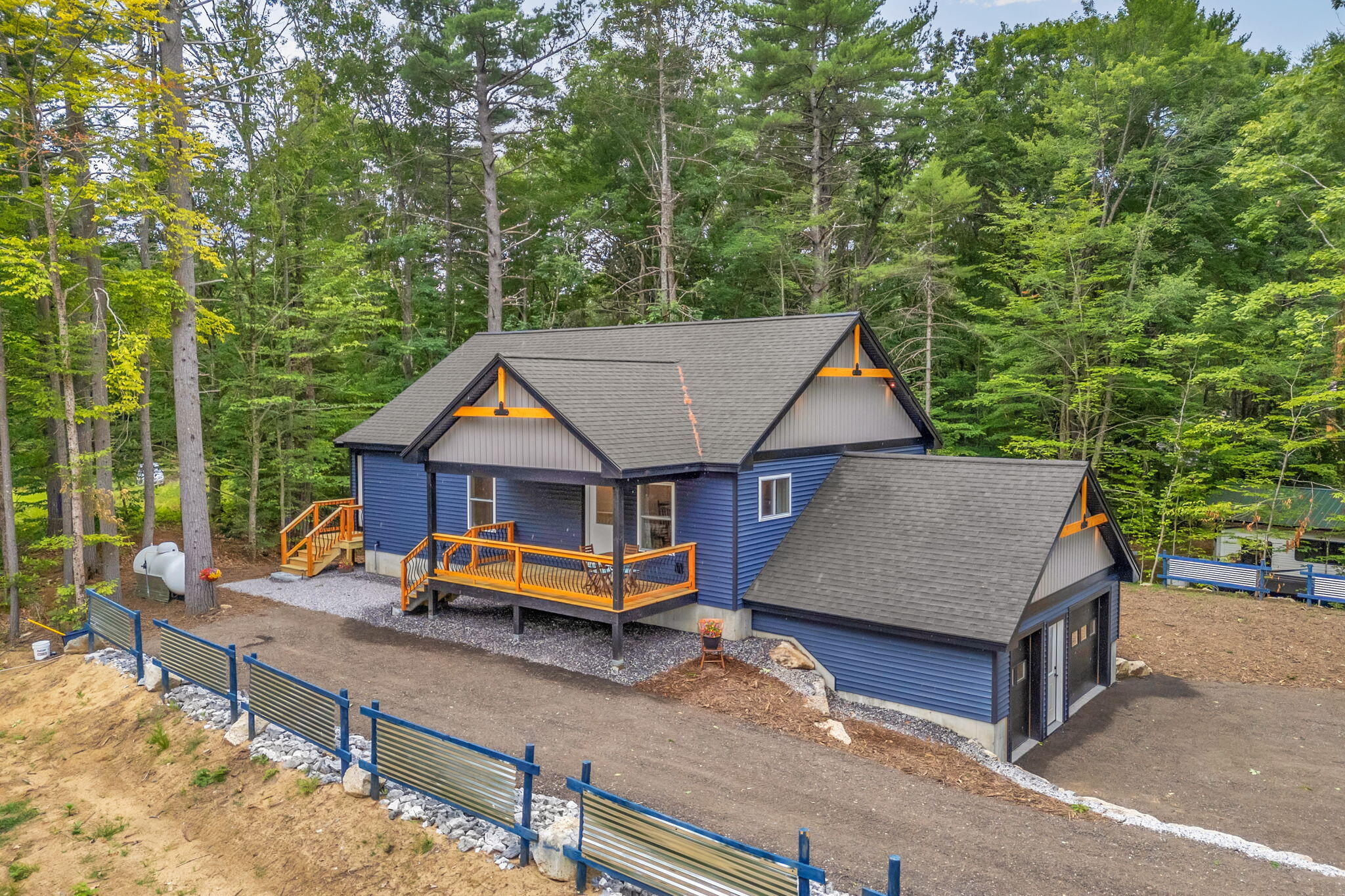 main property photo 45