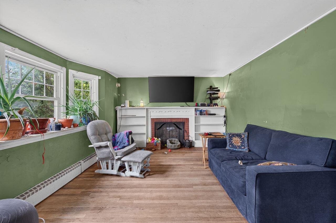 main property photo 13