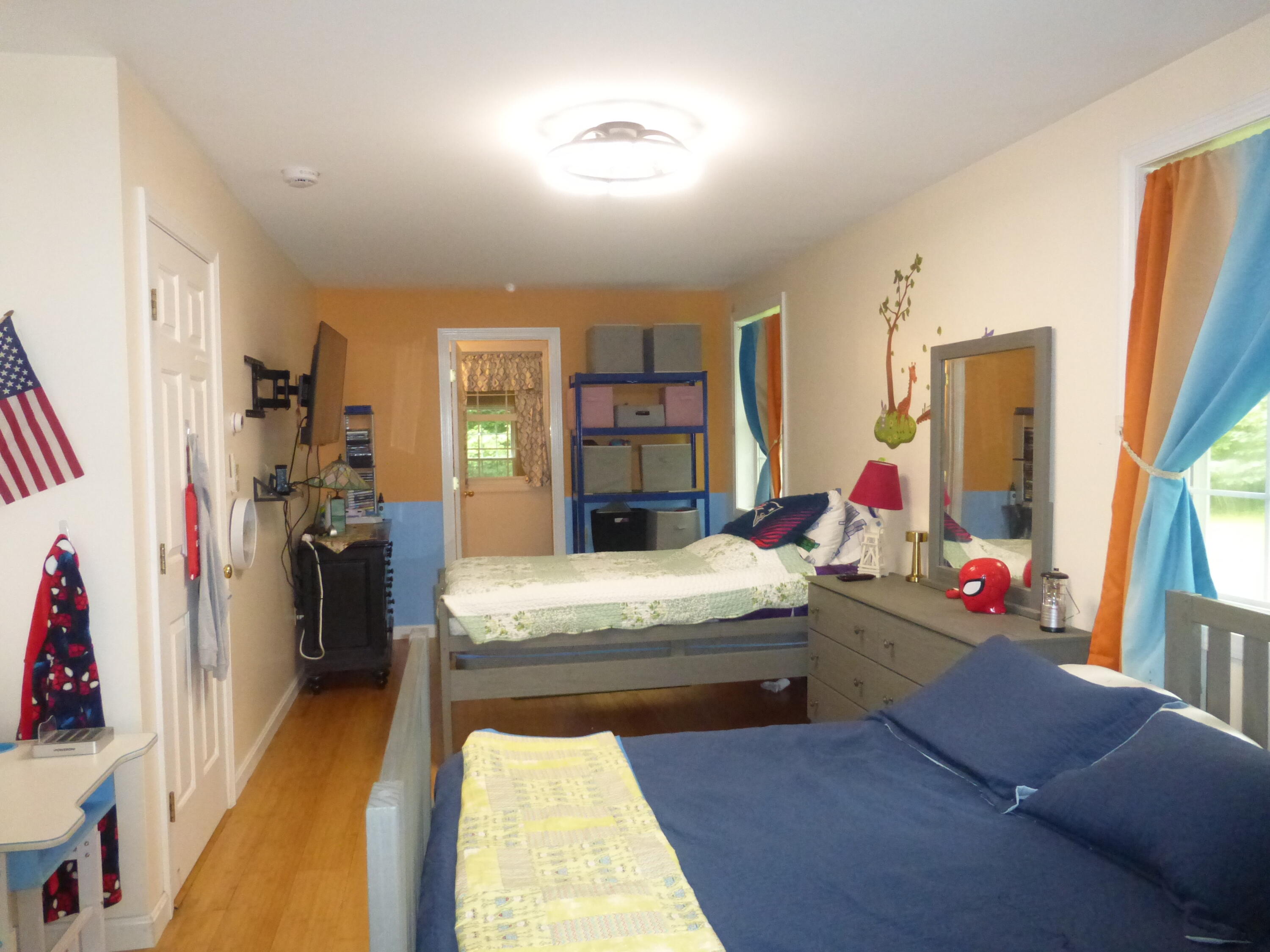 main property photo 23