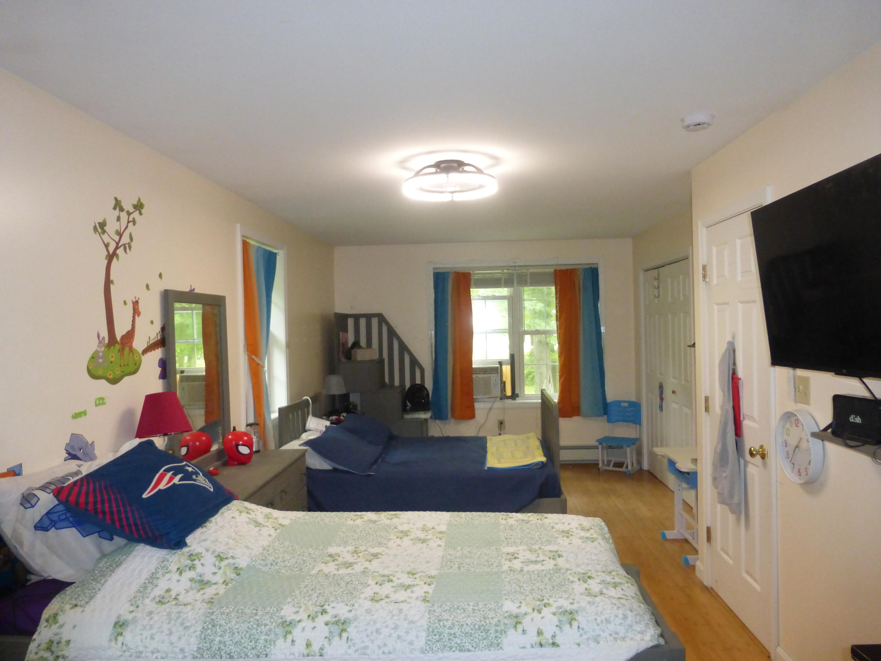 main property photo 24