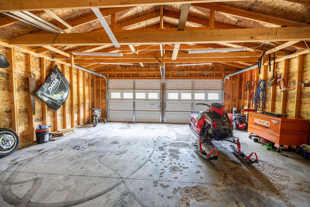 main property photo 60