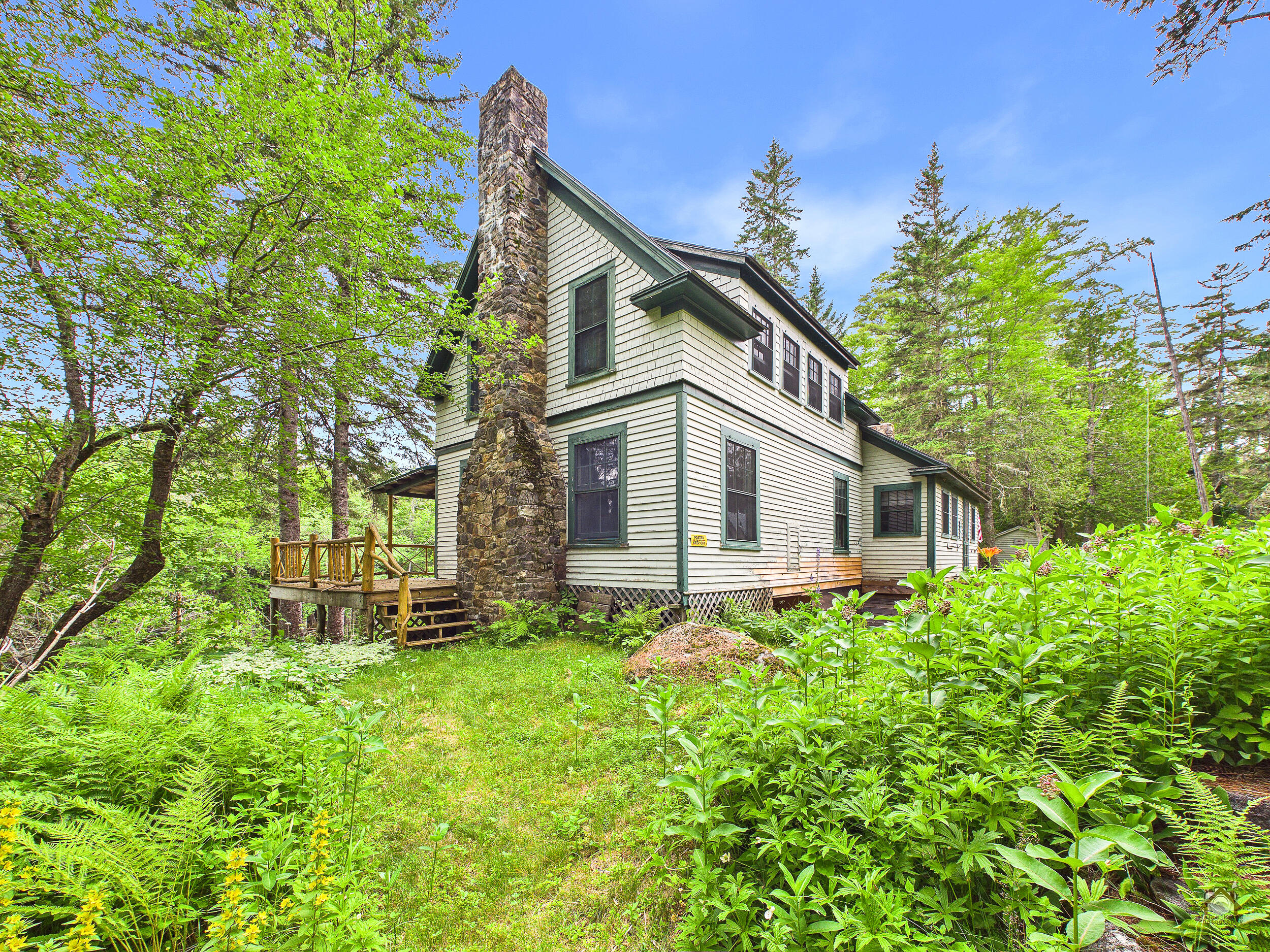 main property photo 29