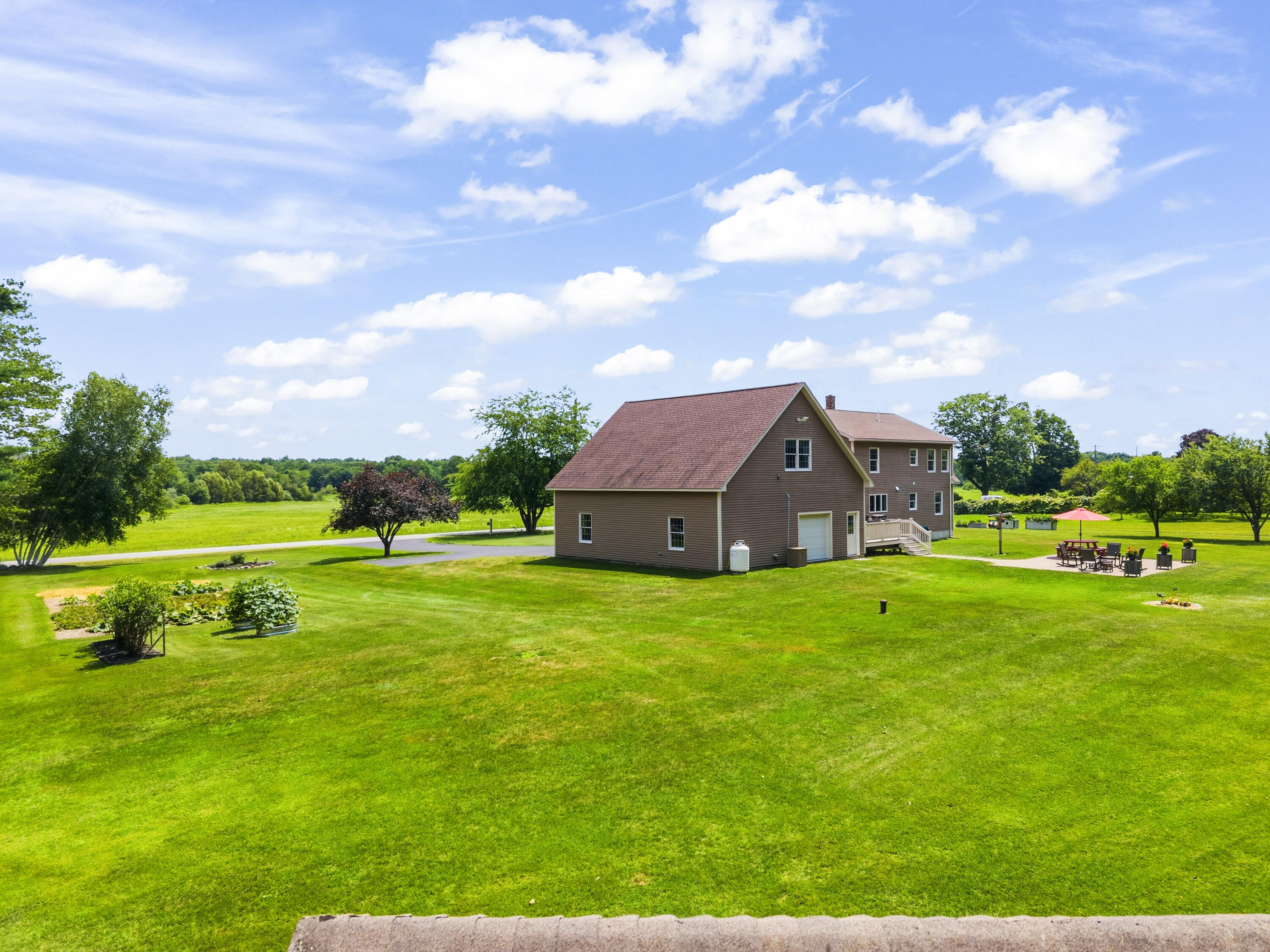 main property photo 48