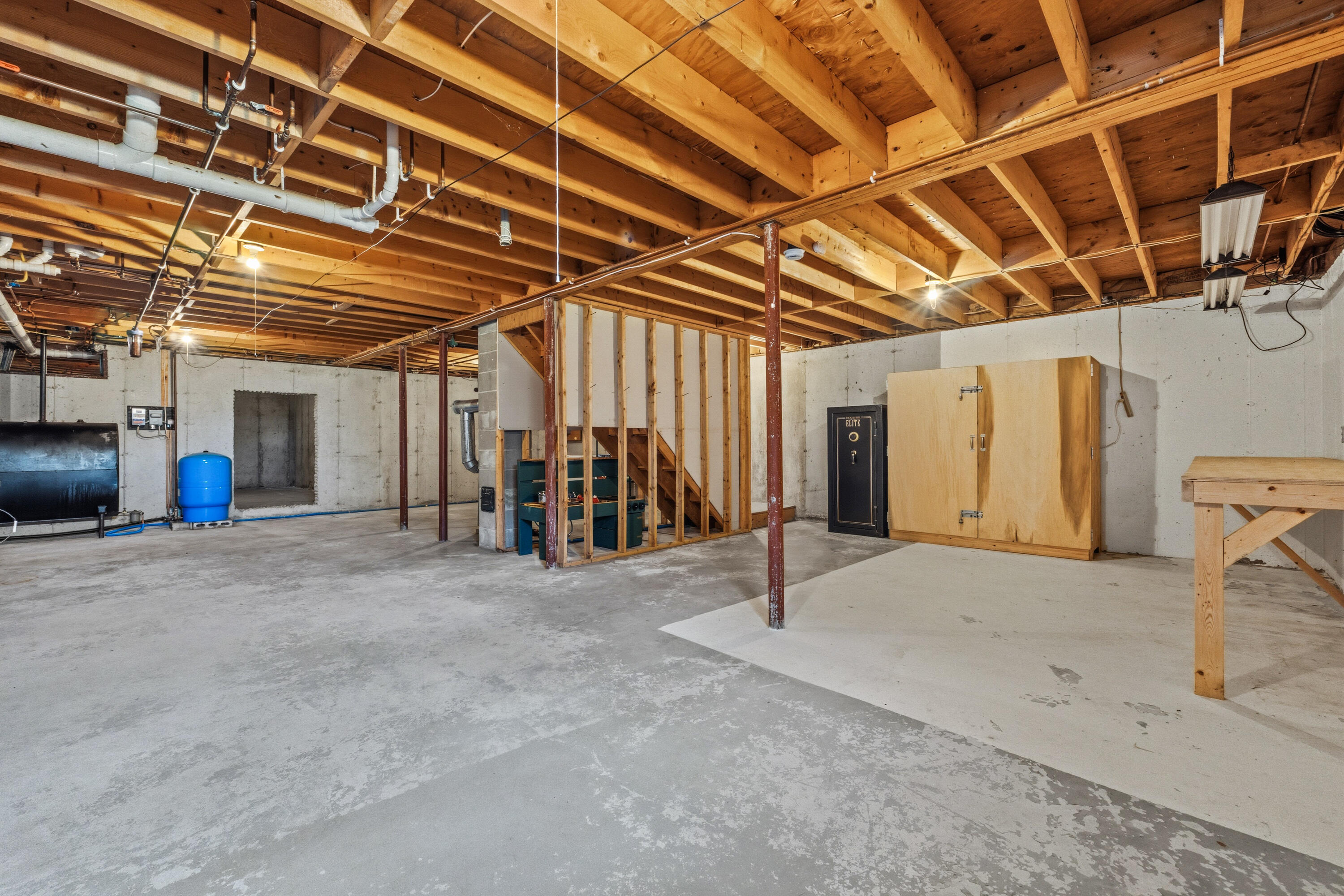 main property photo 67