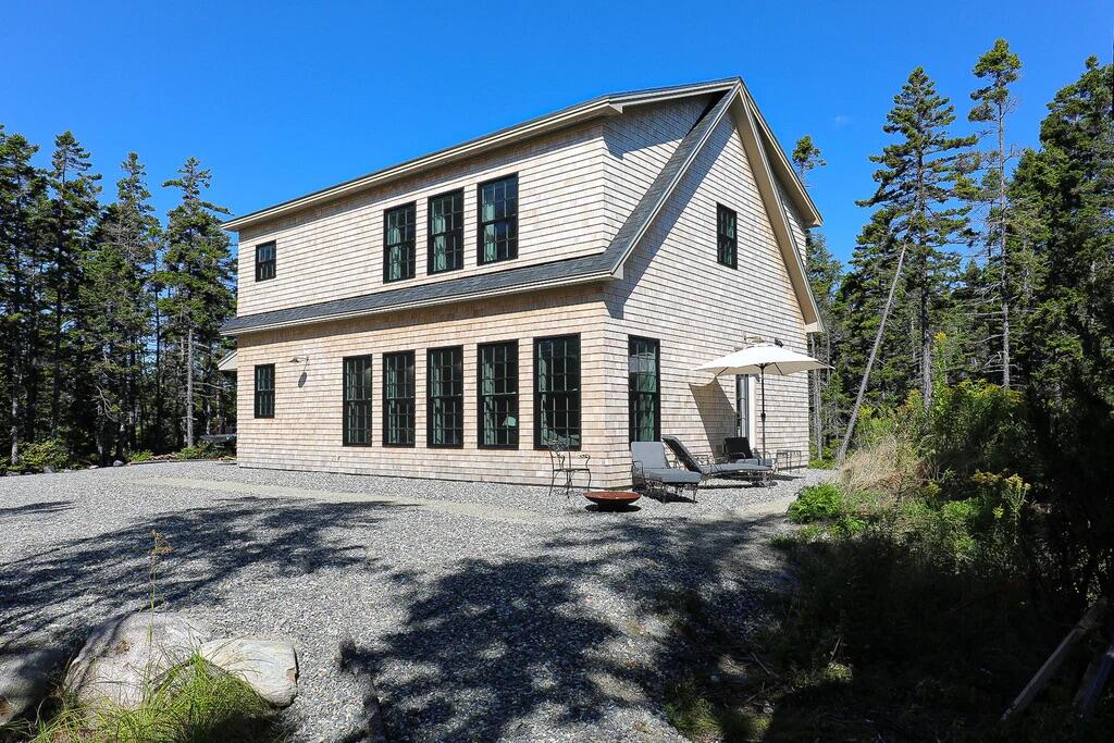 main property photo 78