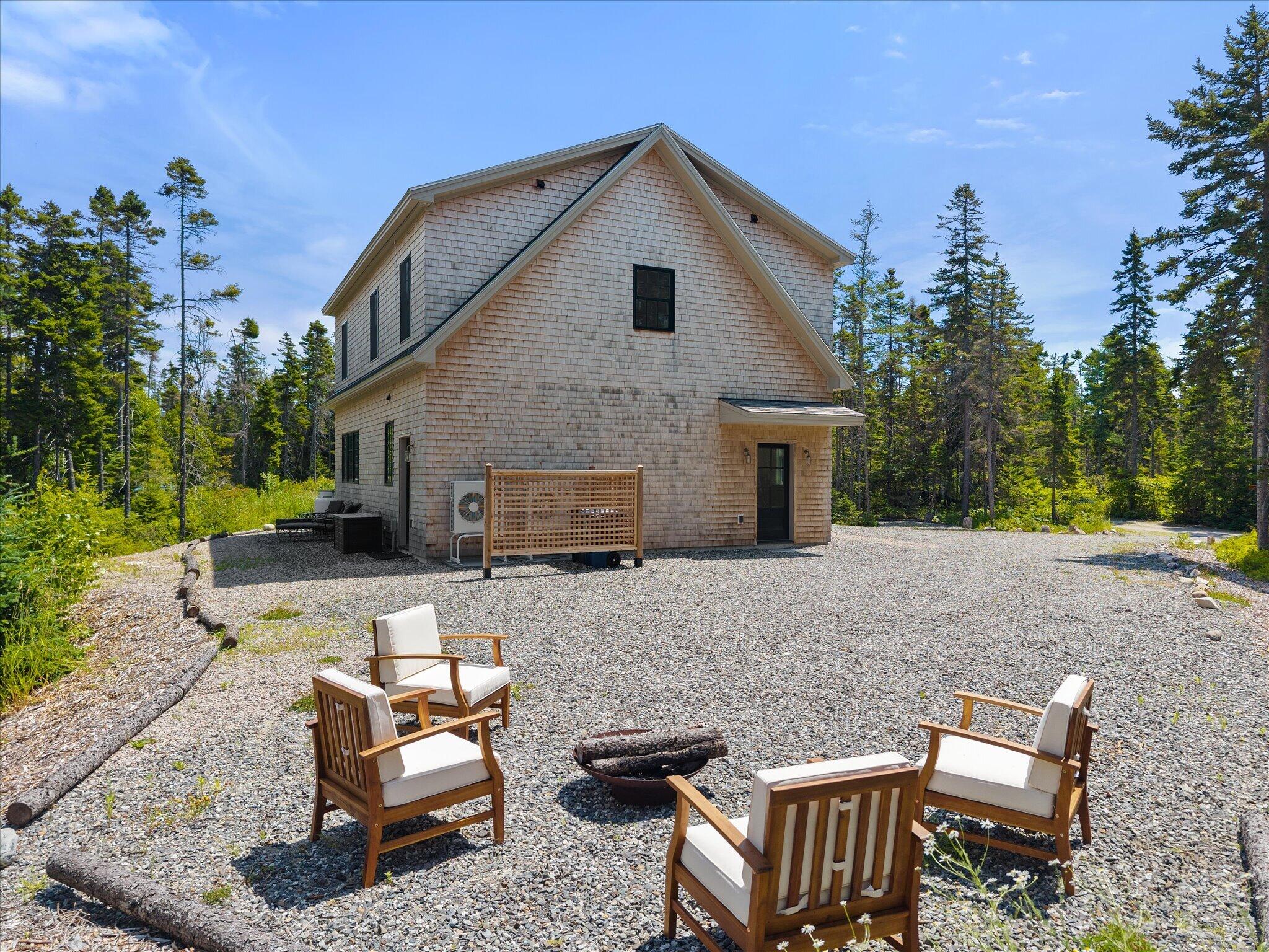 main property photo 79