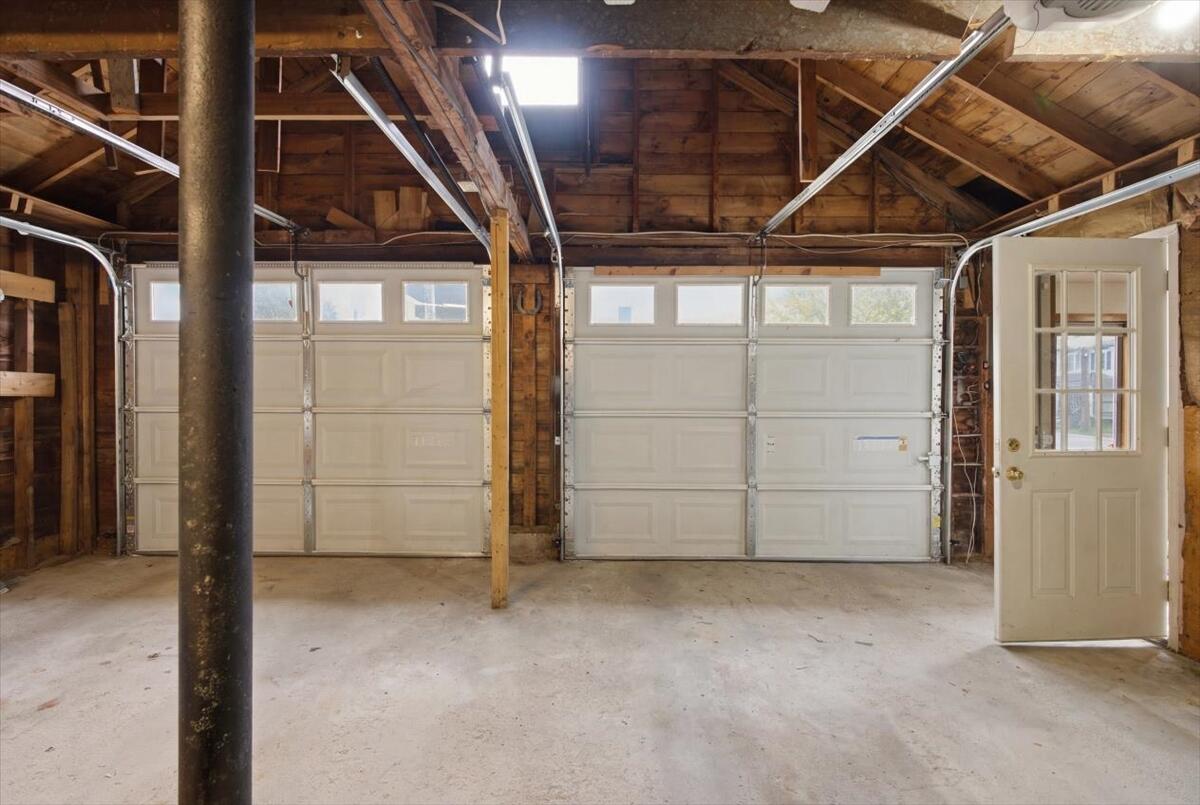 main property photo 58