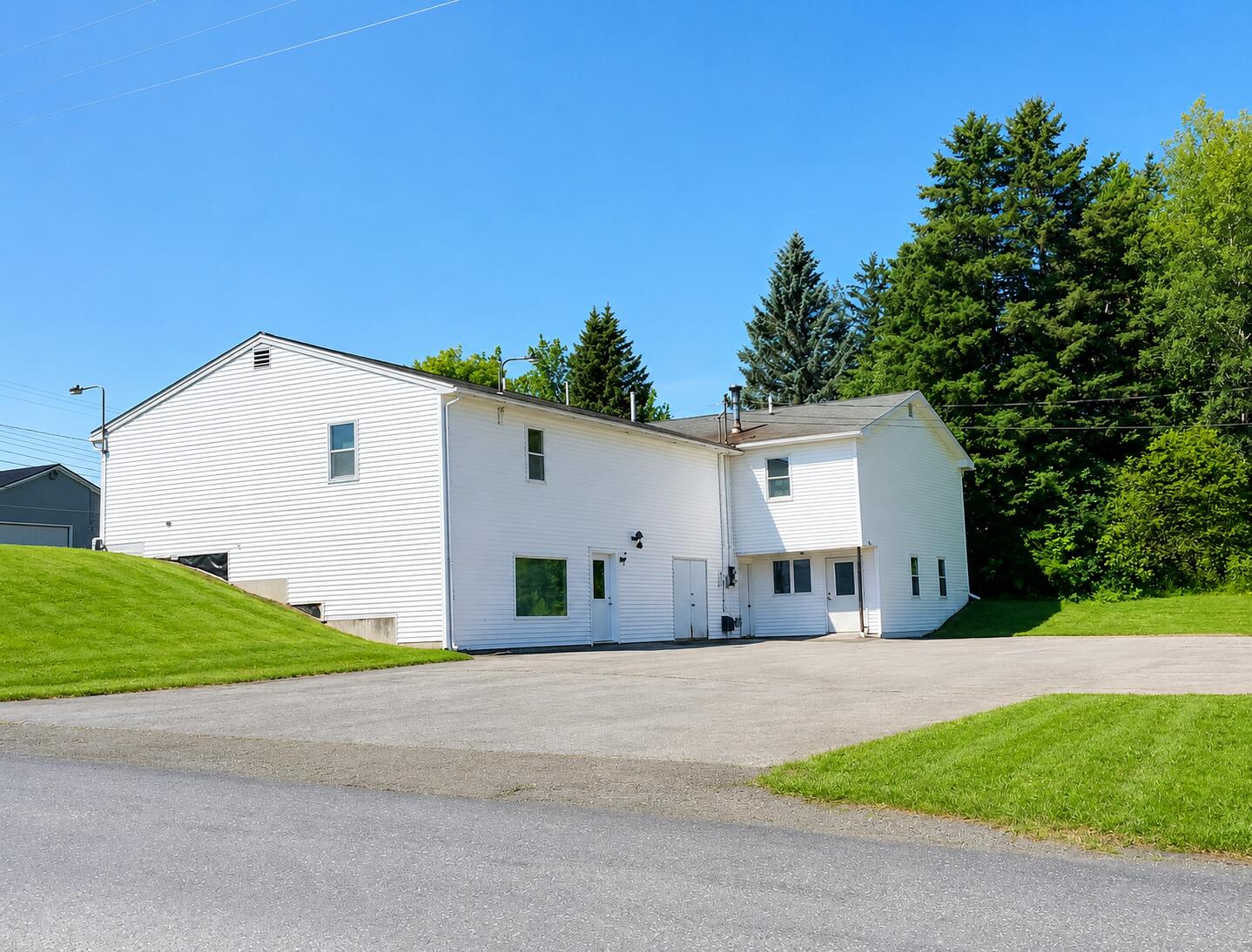 main property photo 14