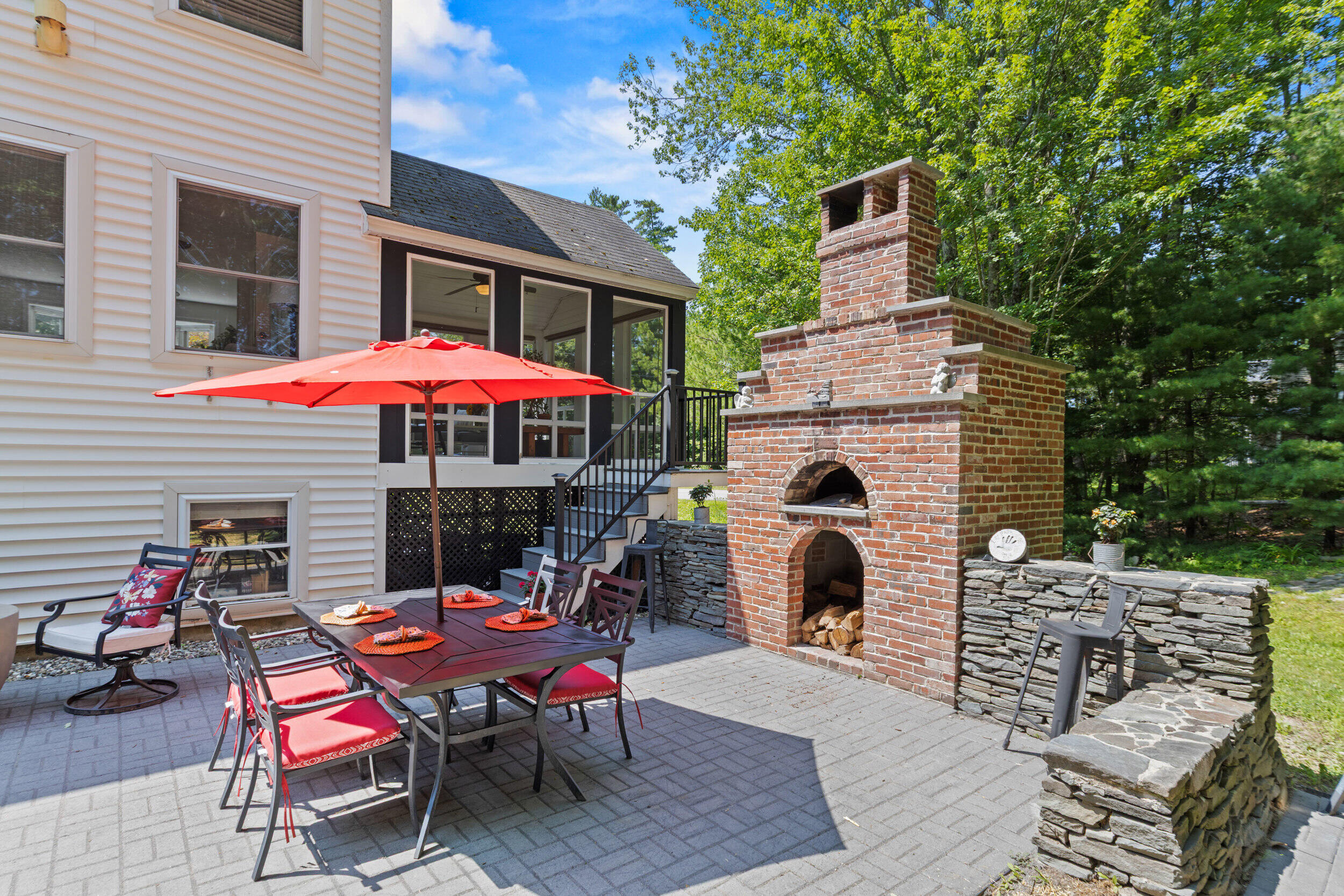 main property photo 31