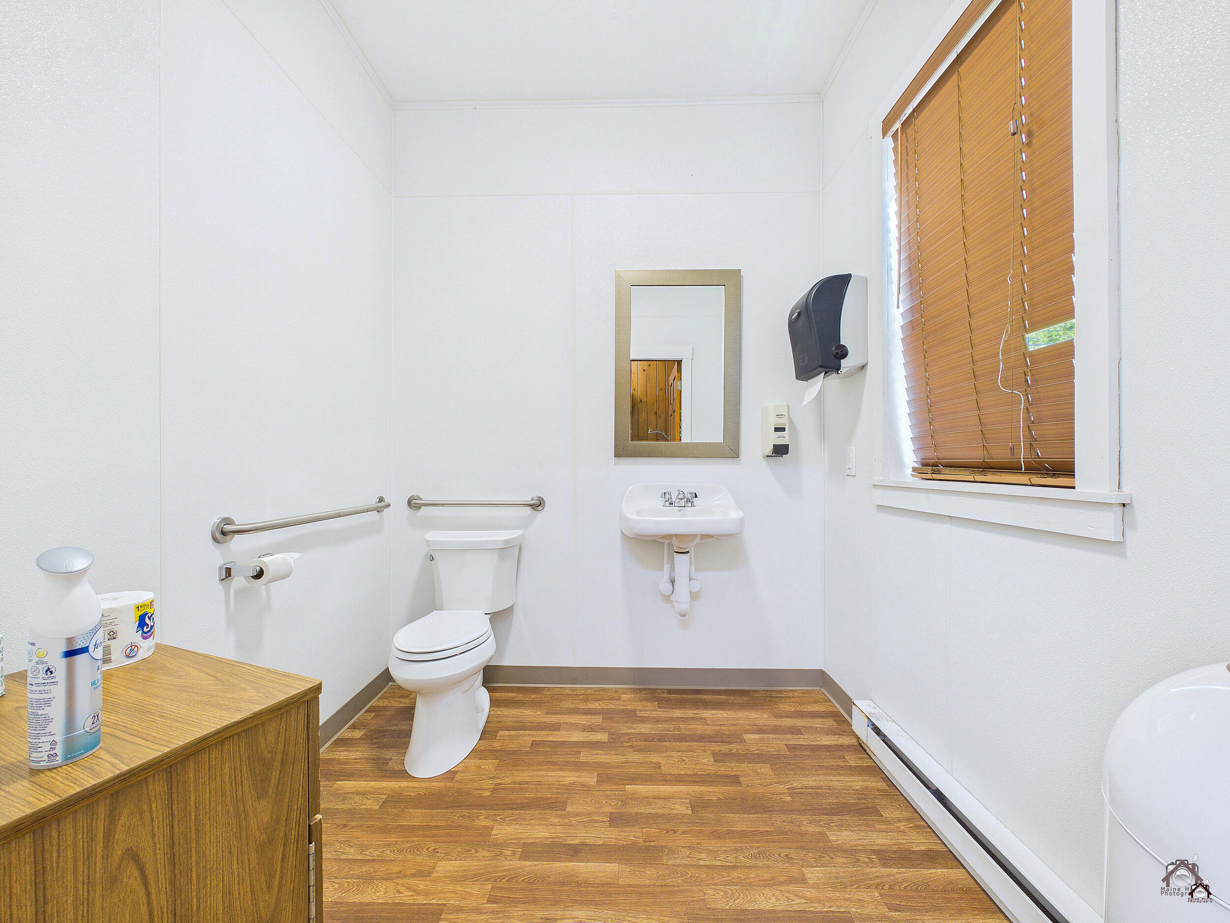 main property photo 41