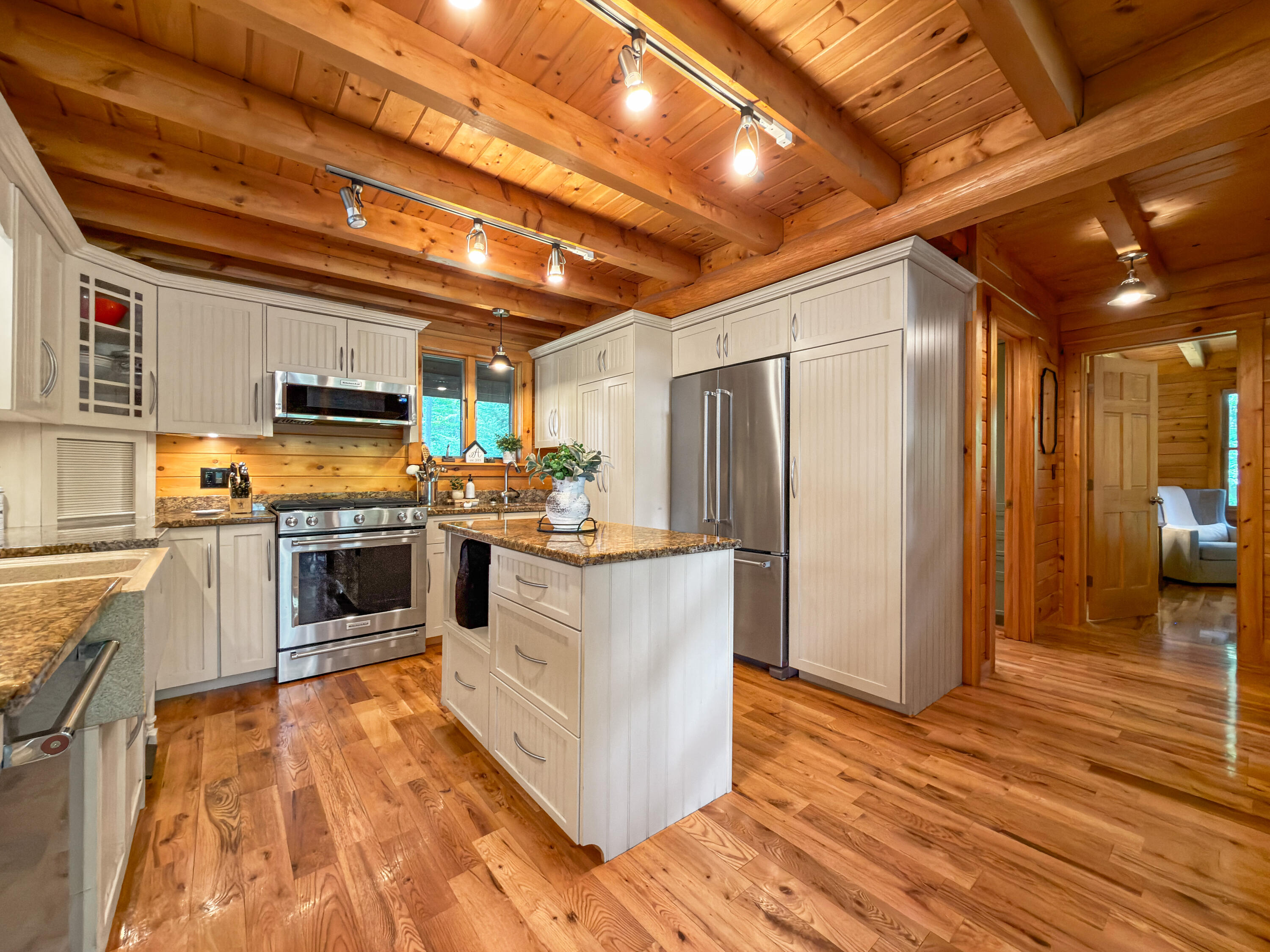main property photo 96