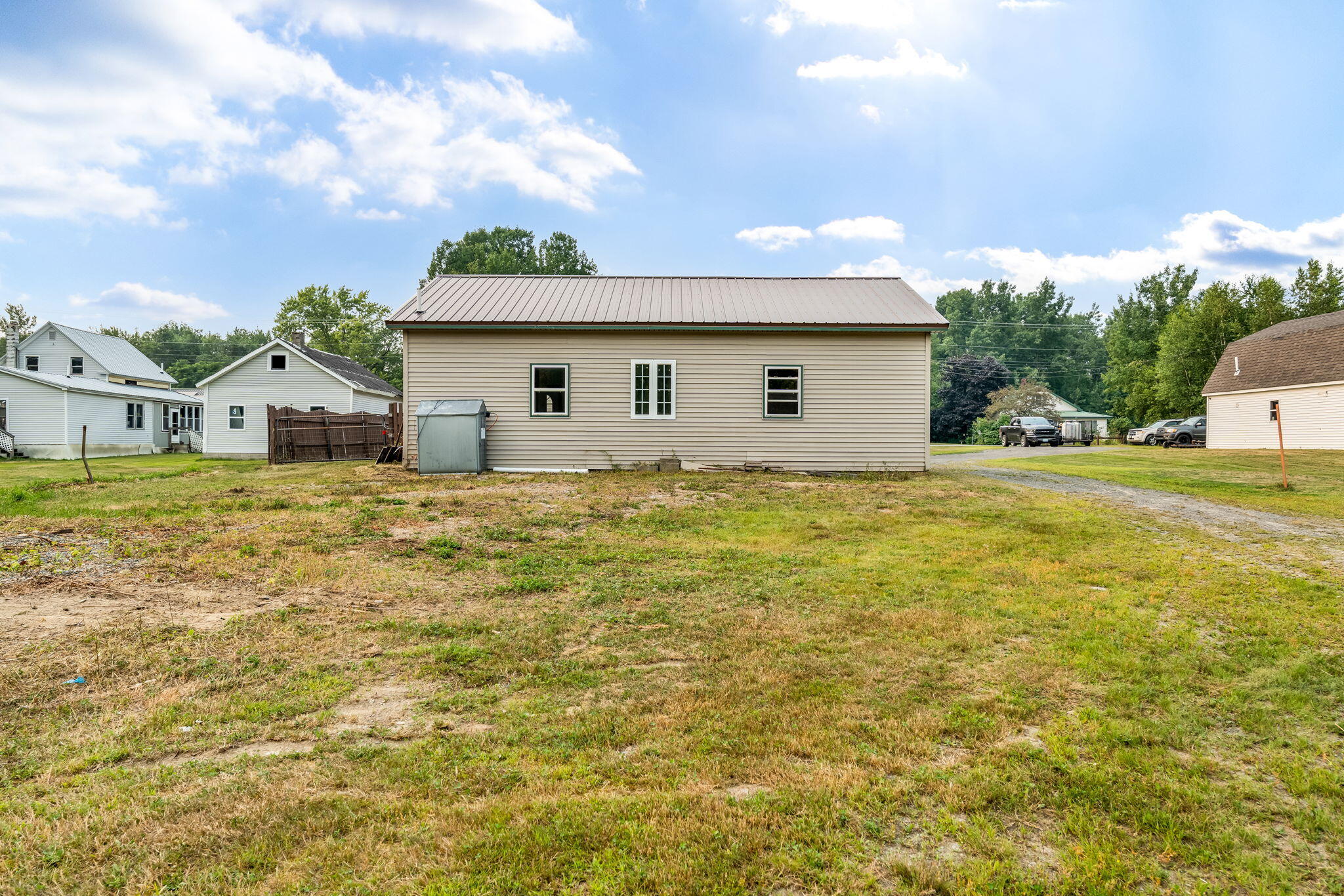 main property photo 49