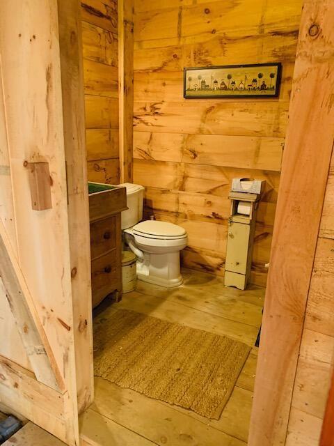 main property photo 43