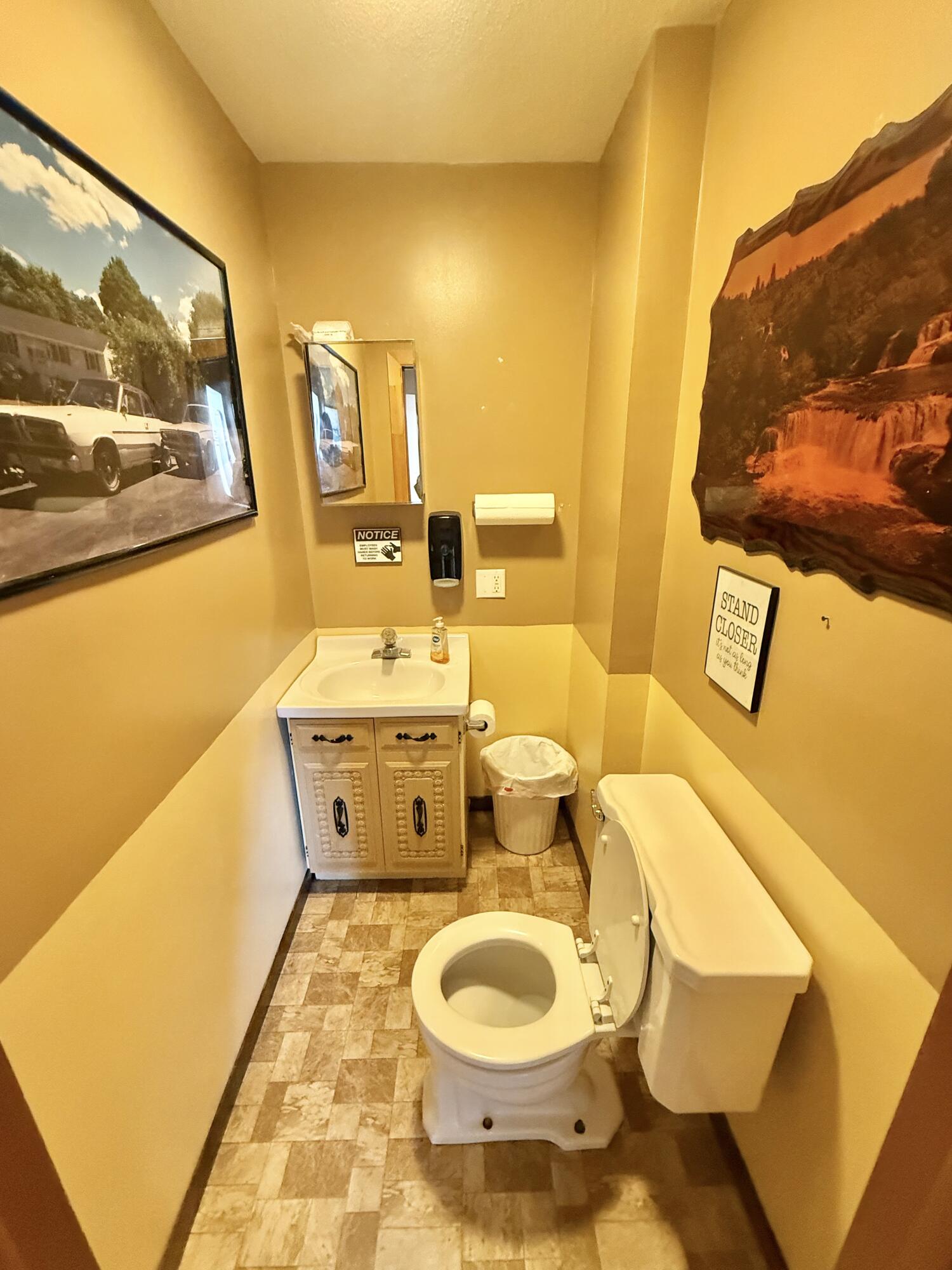 main property photo 20