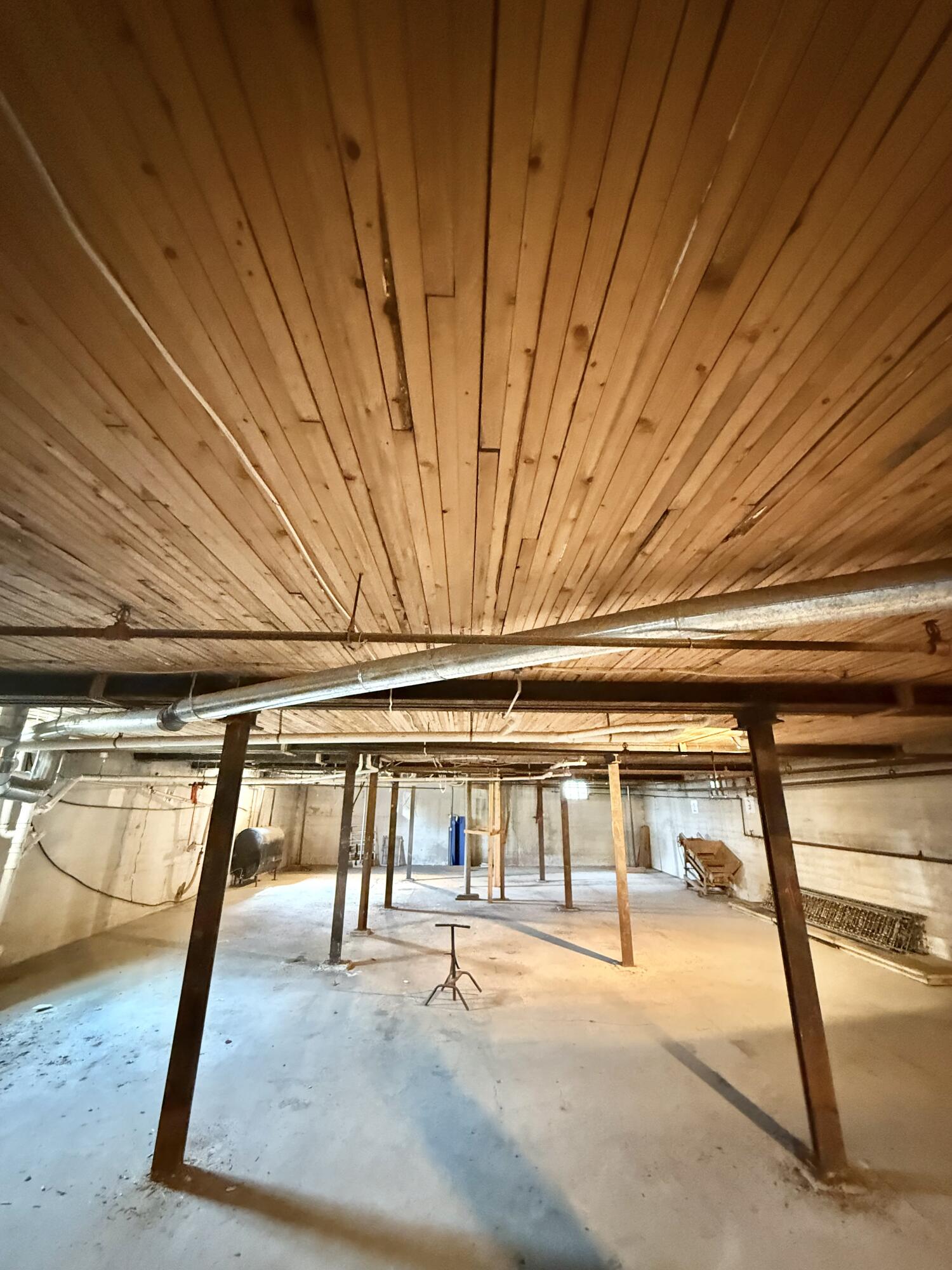 main property photo 79
