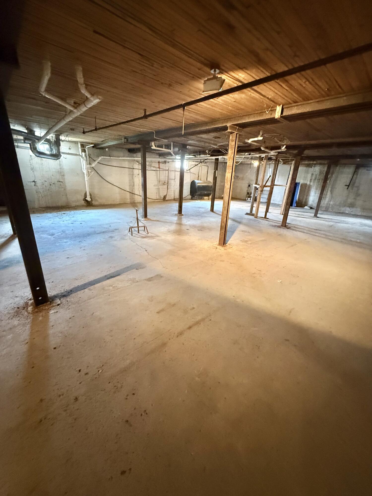 main property photo 81