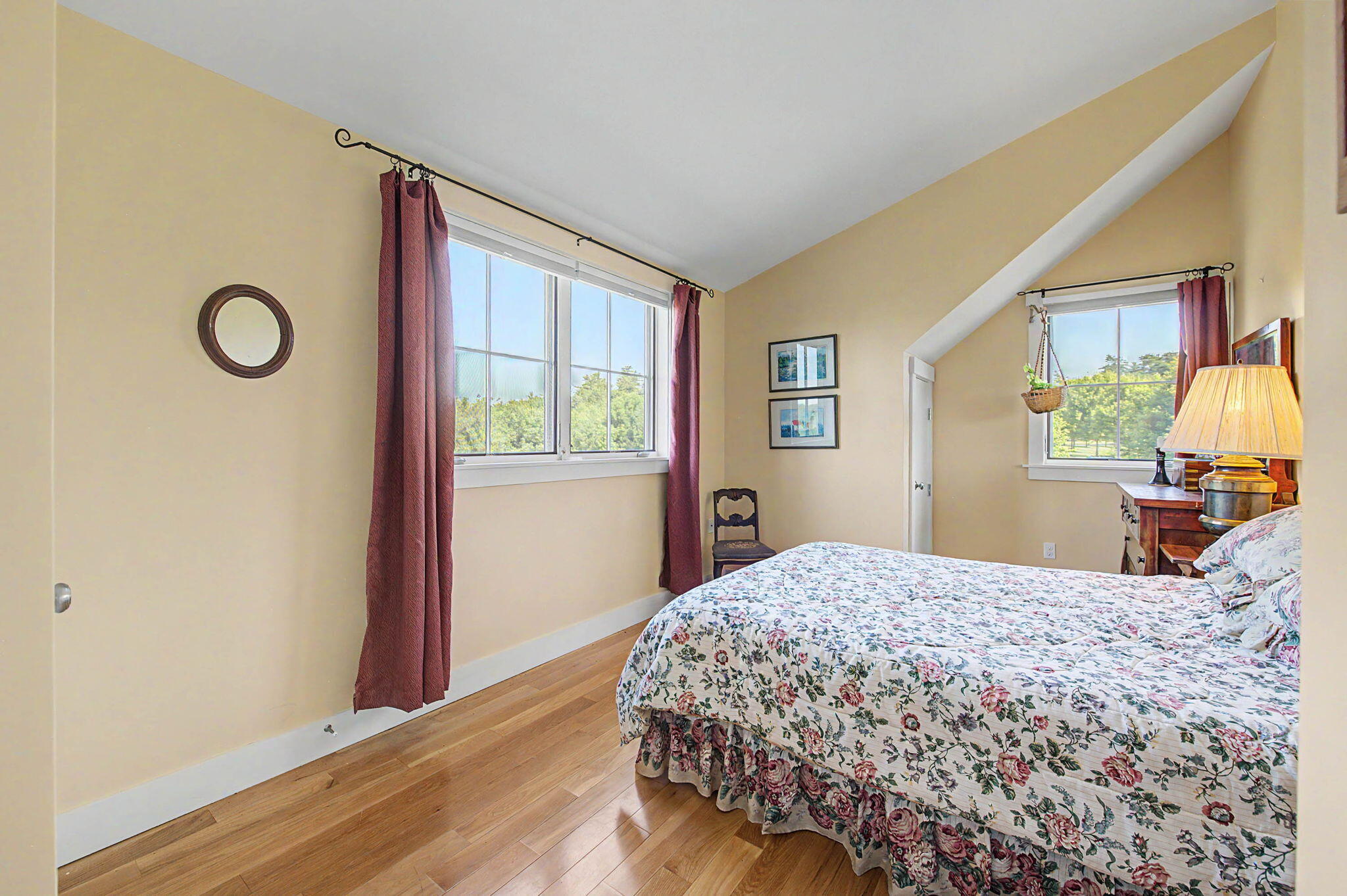 main property photo 44