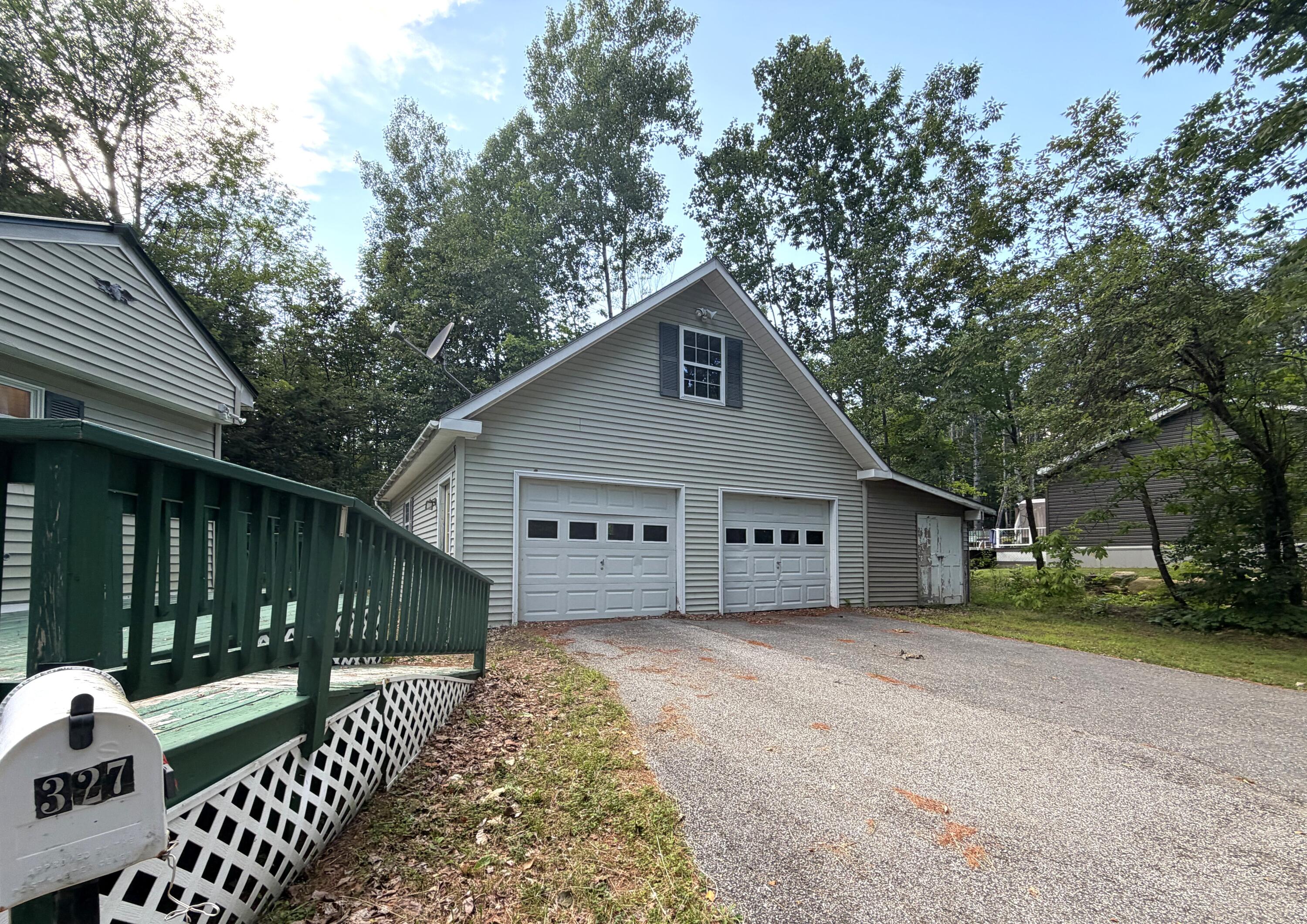 main property photo 18
