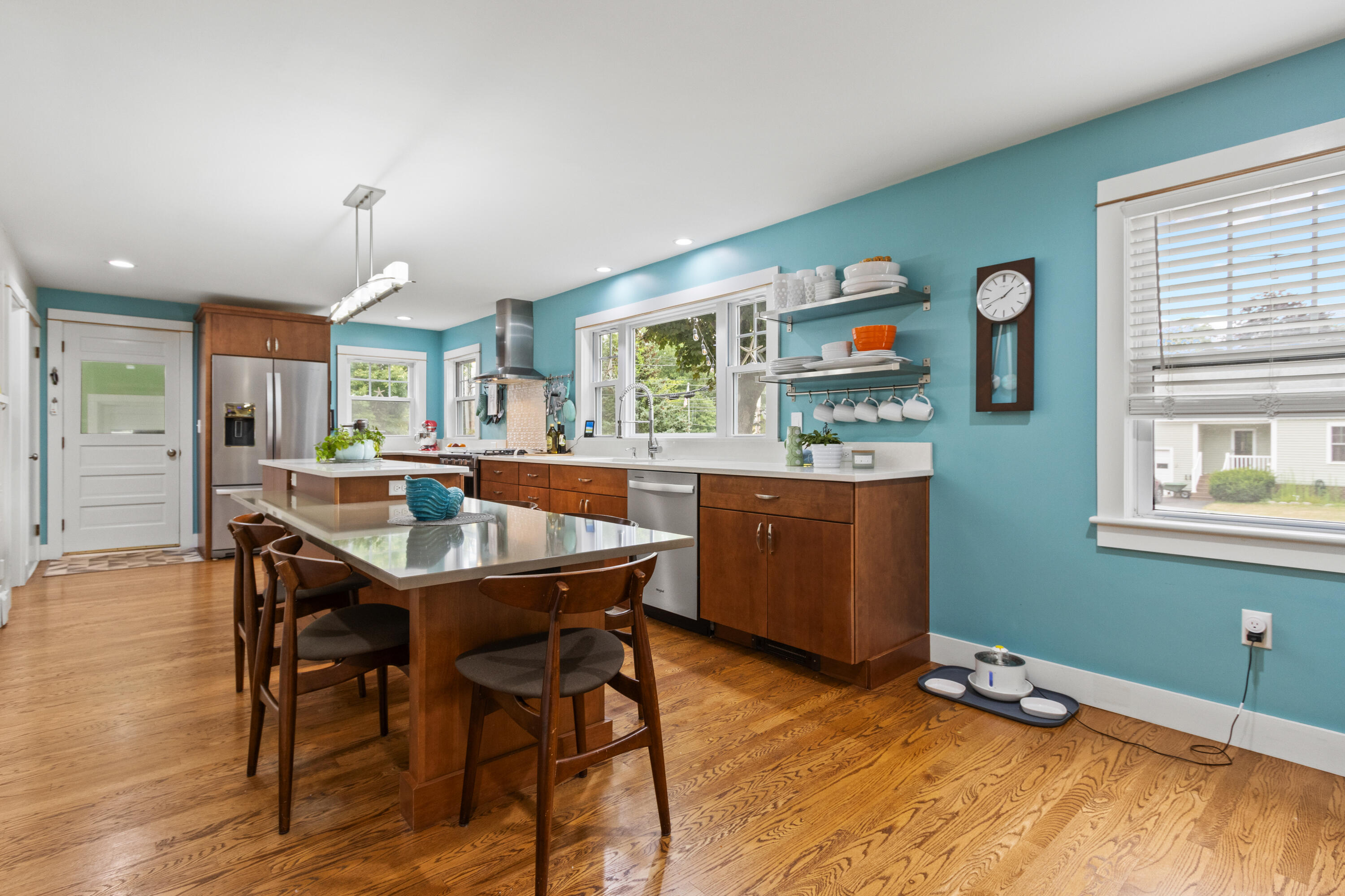 main property photo 7