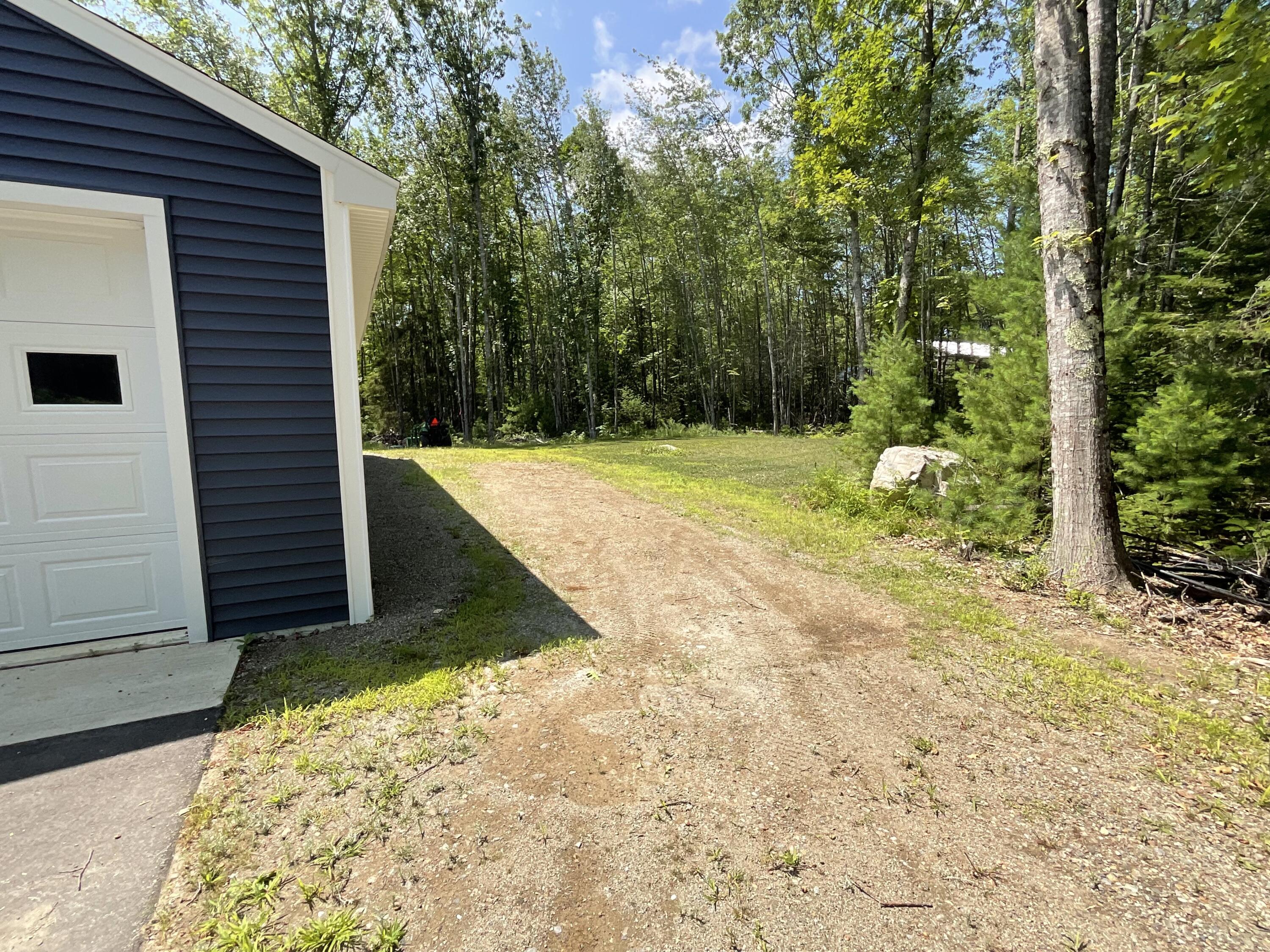 main property photo 37