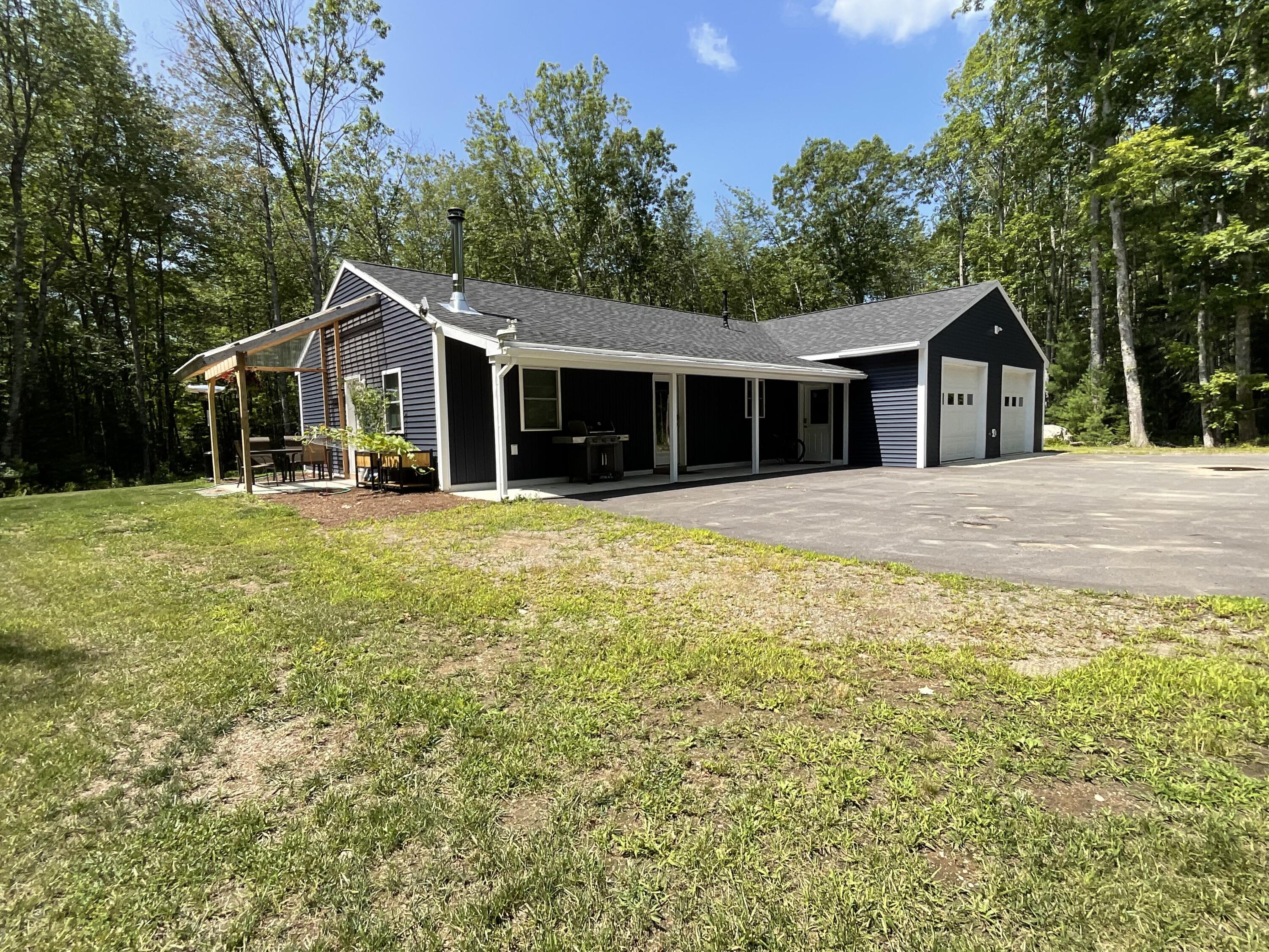 main property photo 39