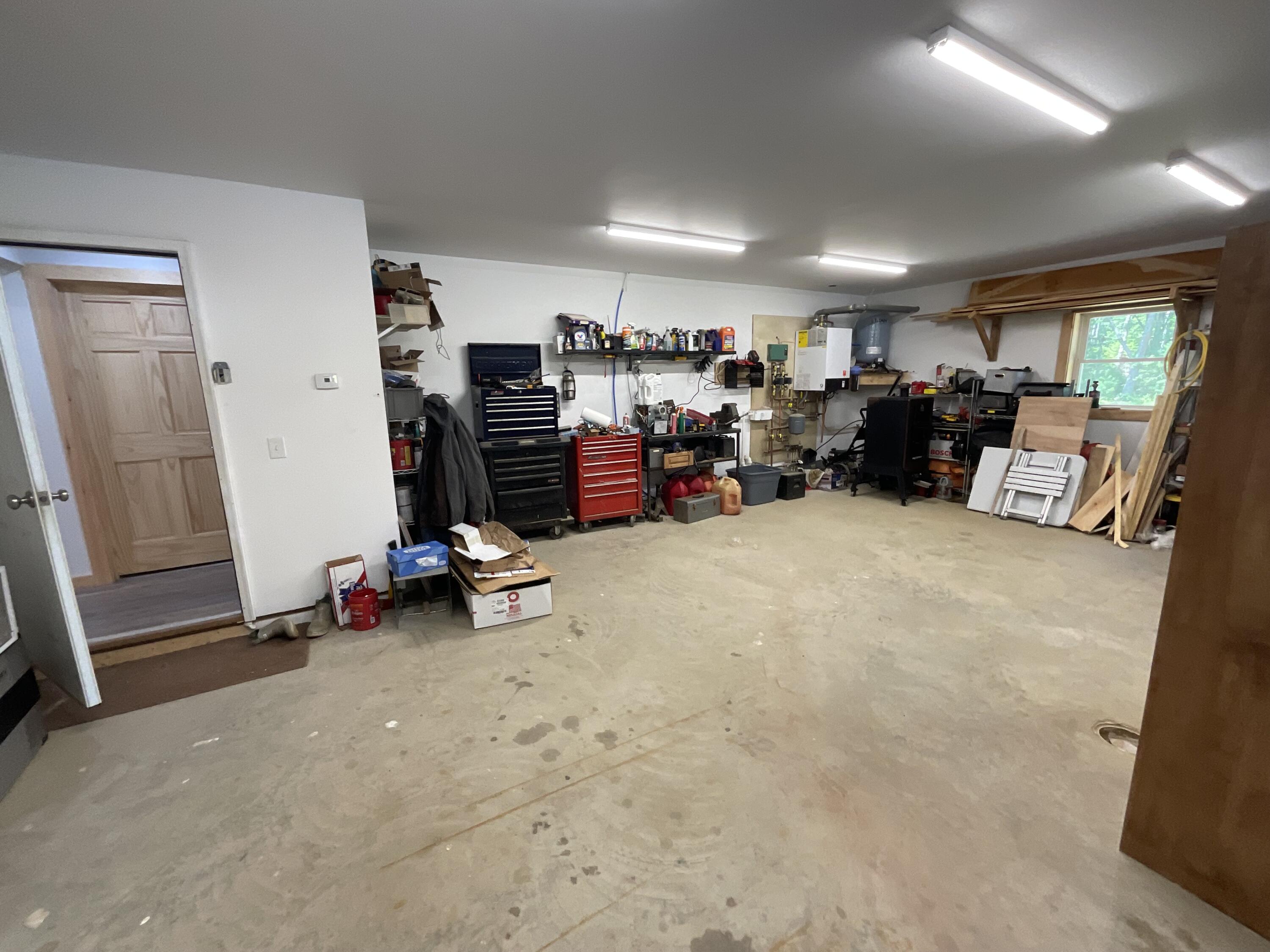 main property photo 50
