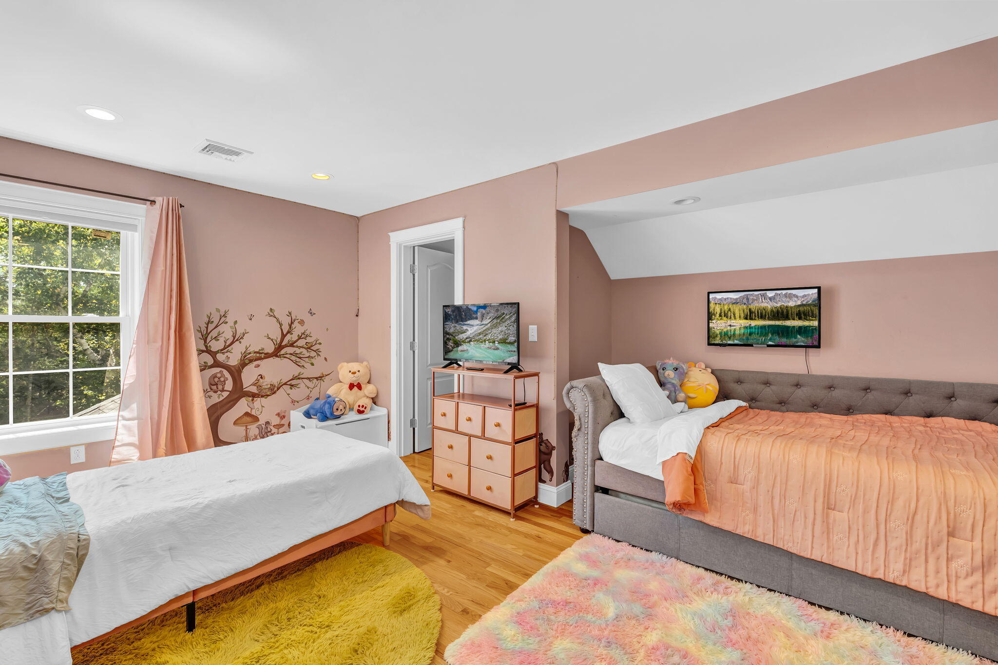 main property photo 48