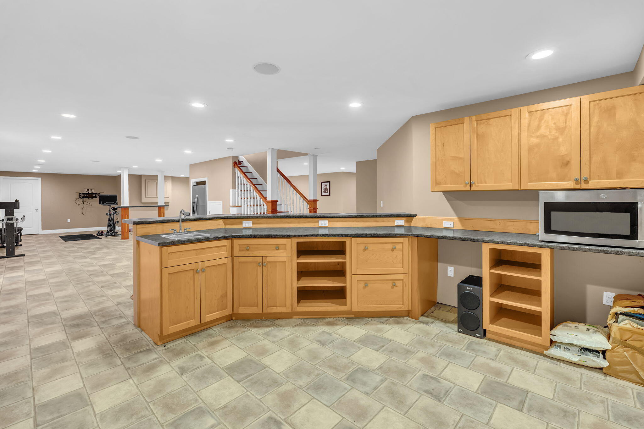 main property photo 63