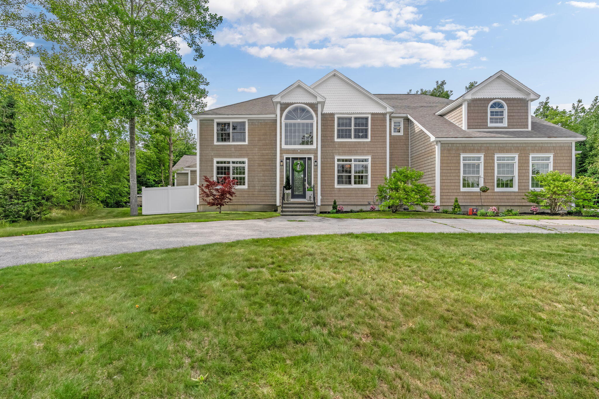 main property photo 74