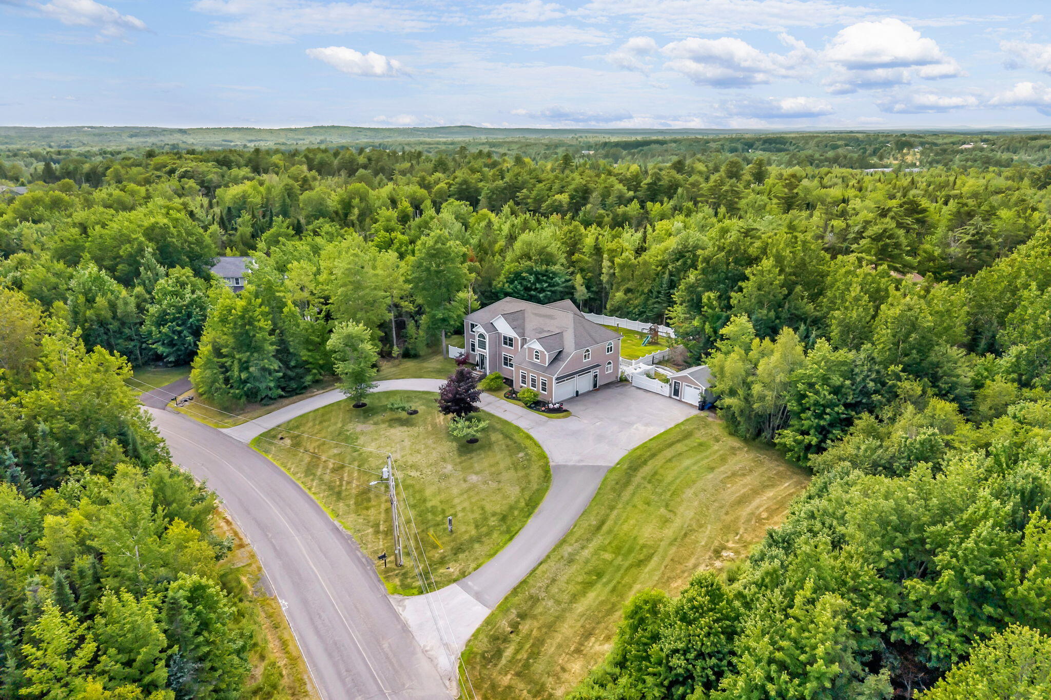 main property photo 77
