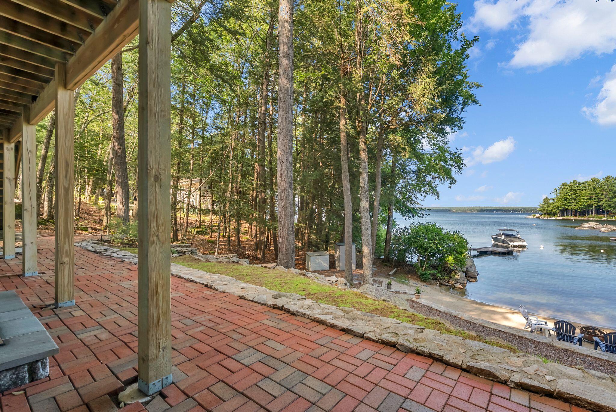 main property photo 28
