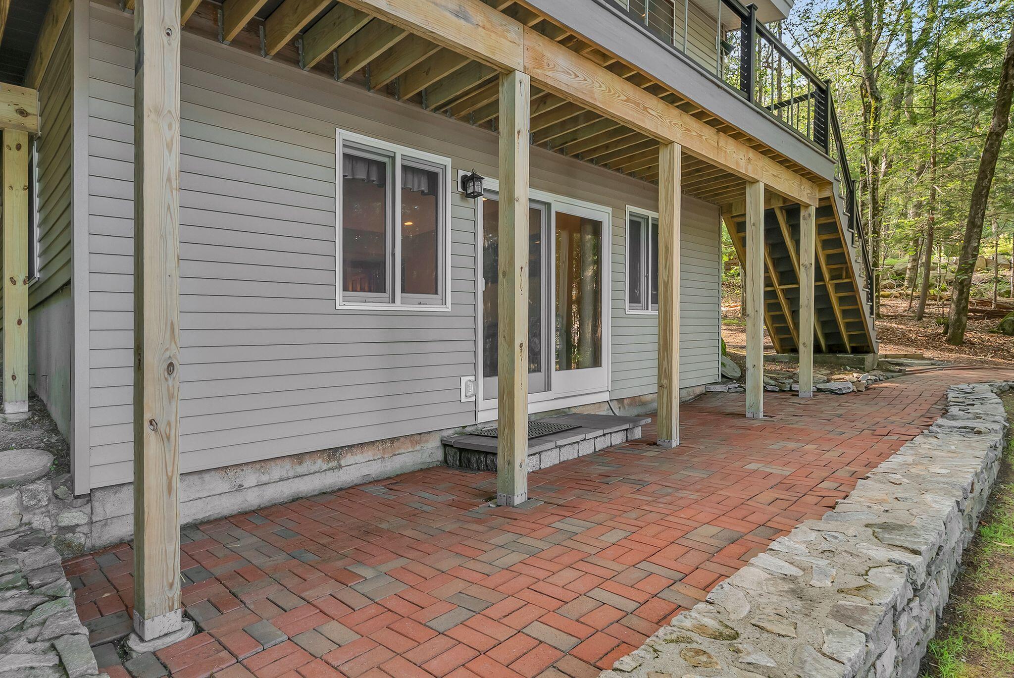 main property photo 29
