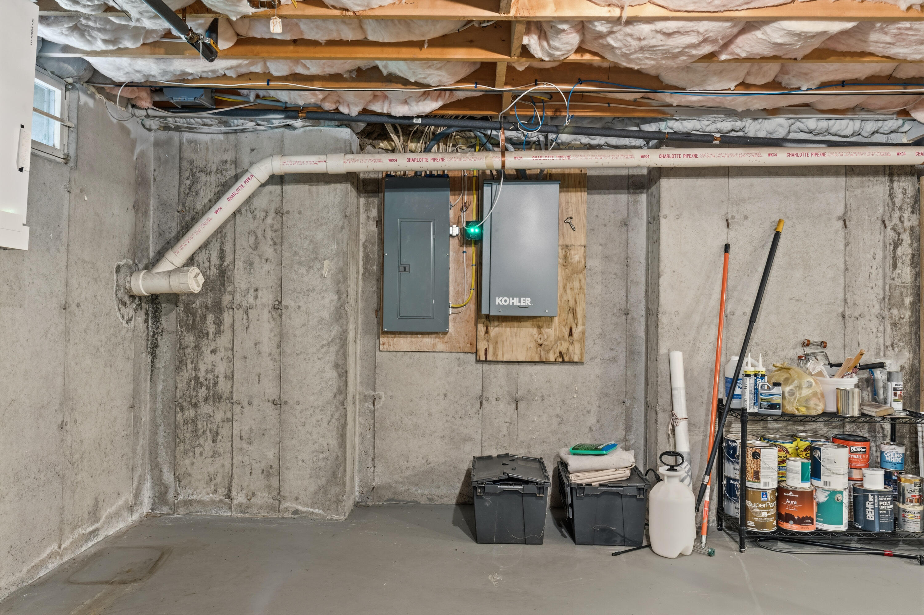 main property photo 74