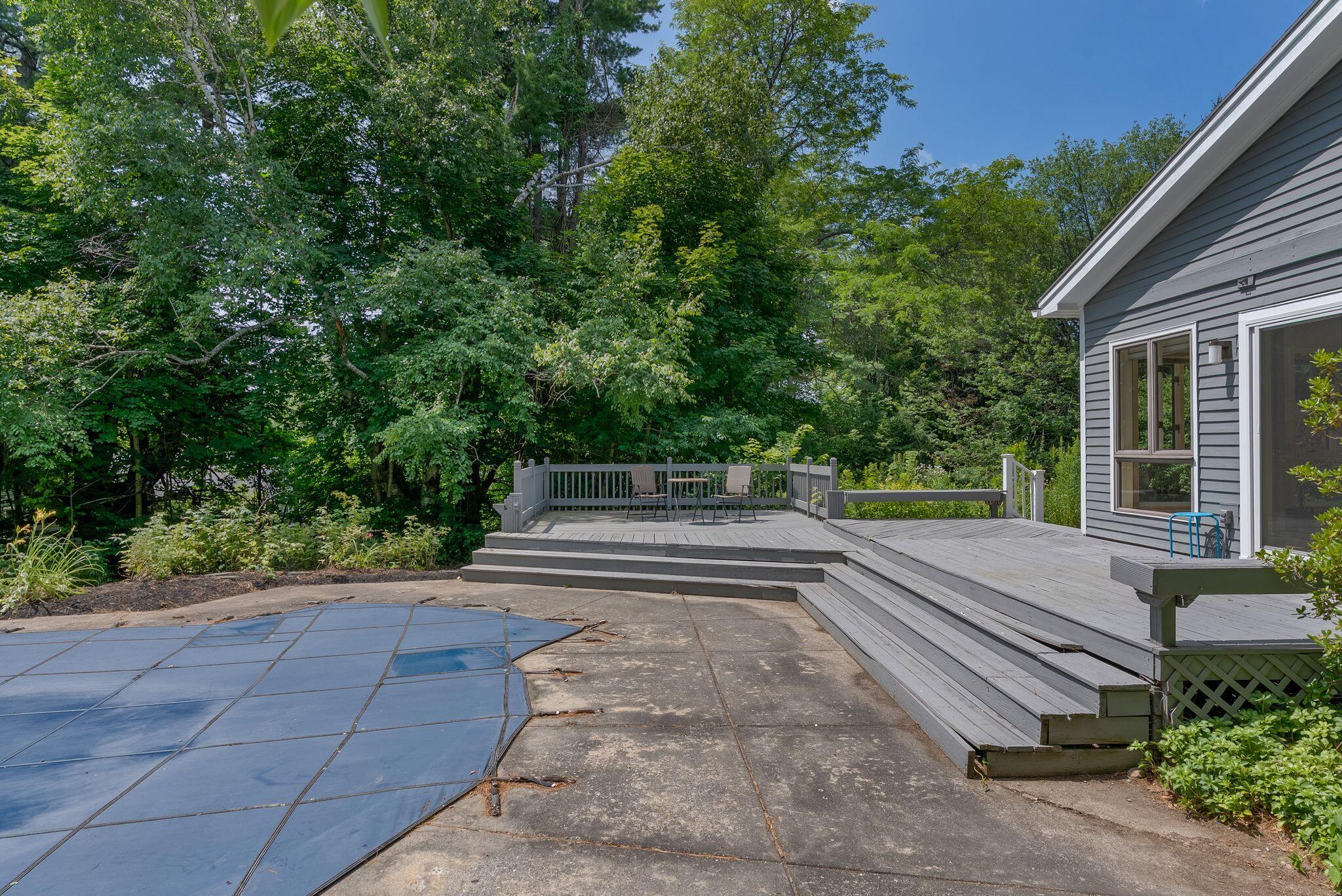 main property photo 67