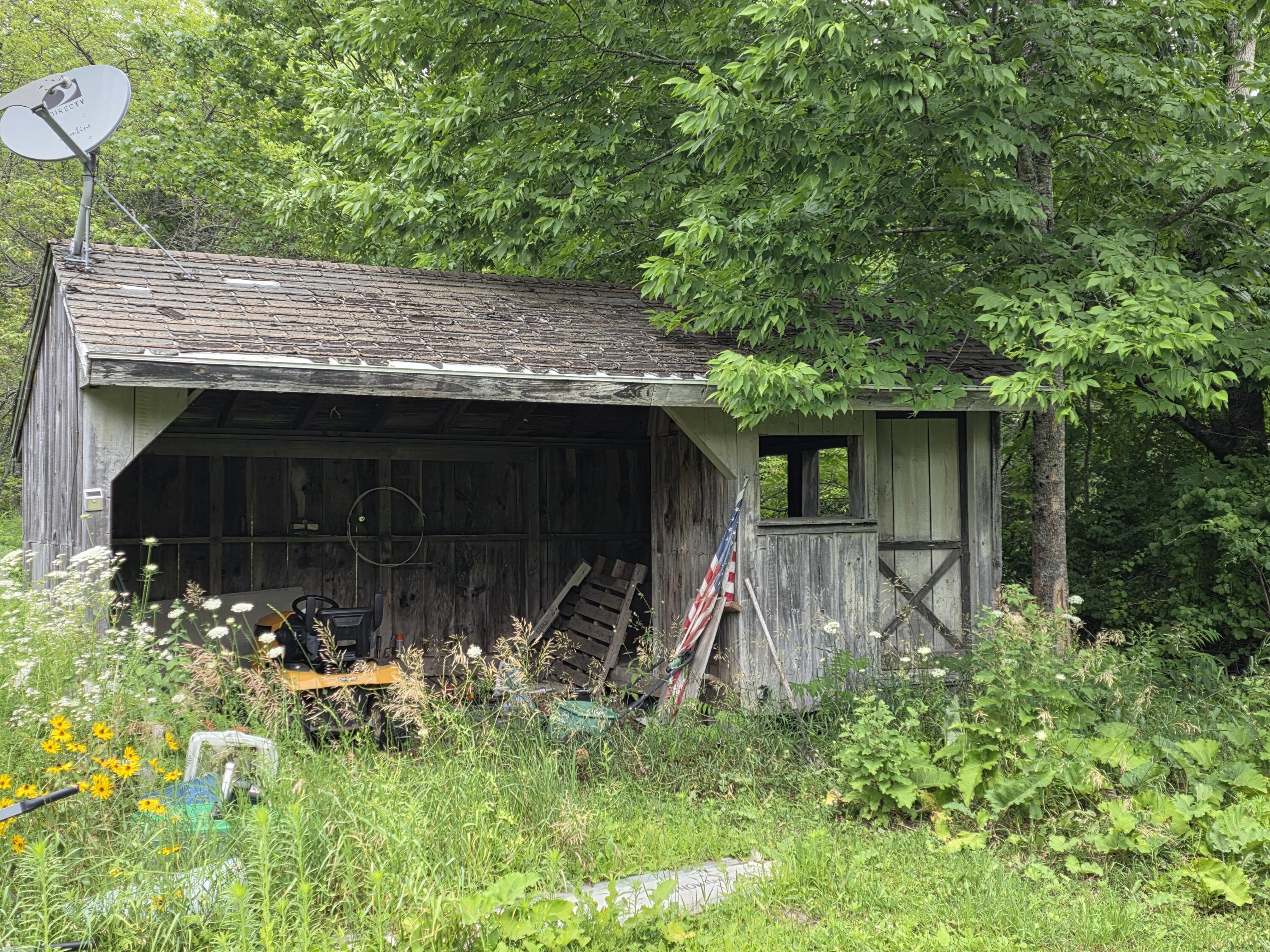 main property photo 5