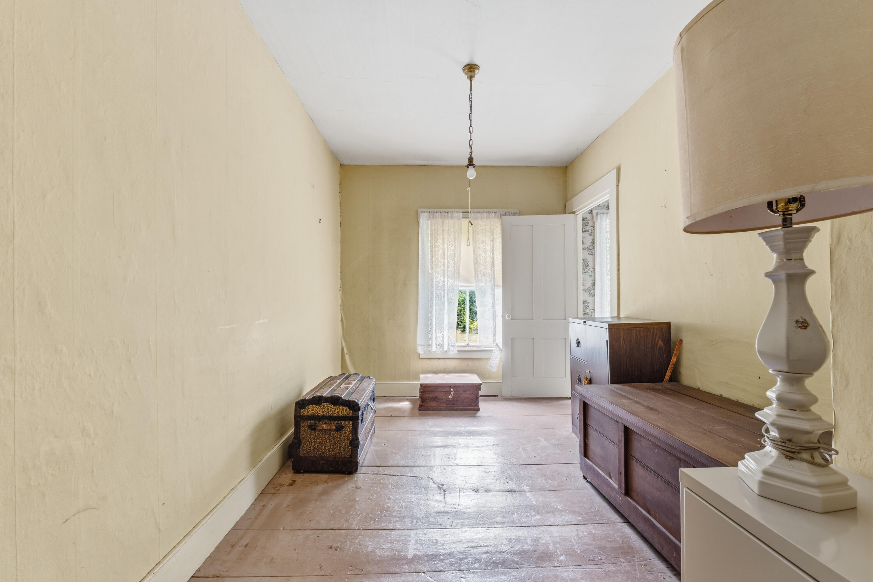 main property photo 50