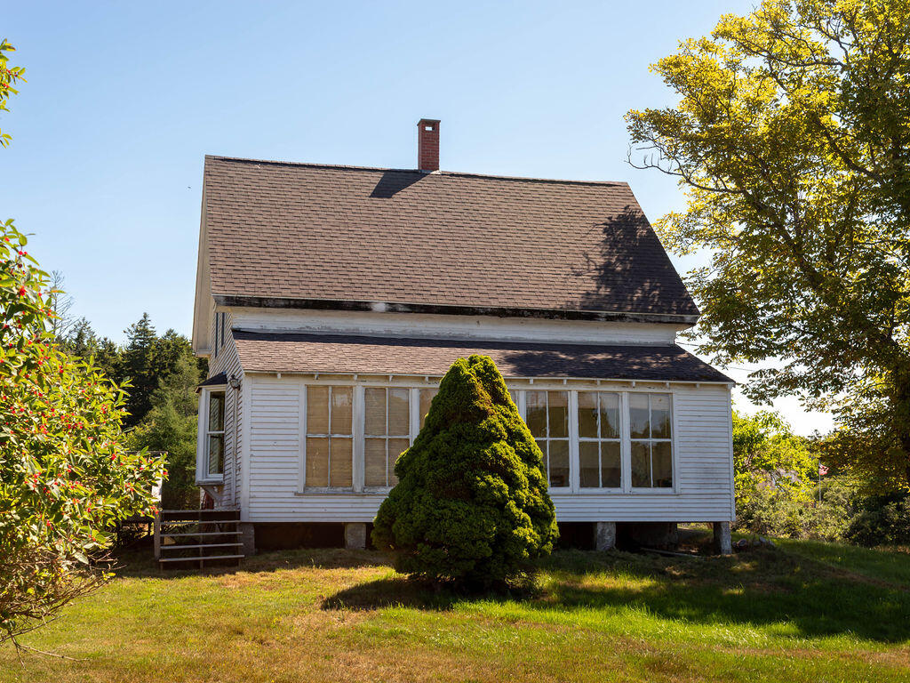 main property photo 44