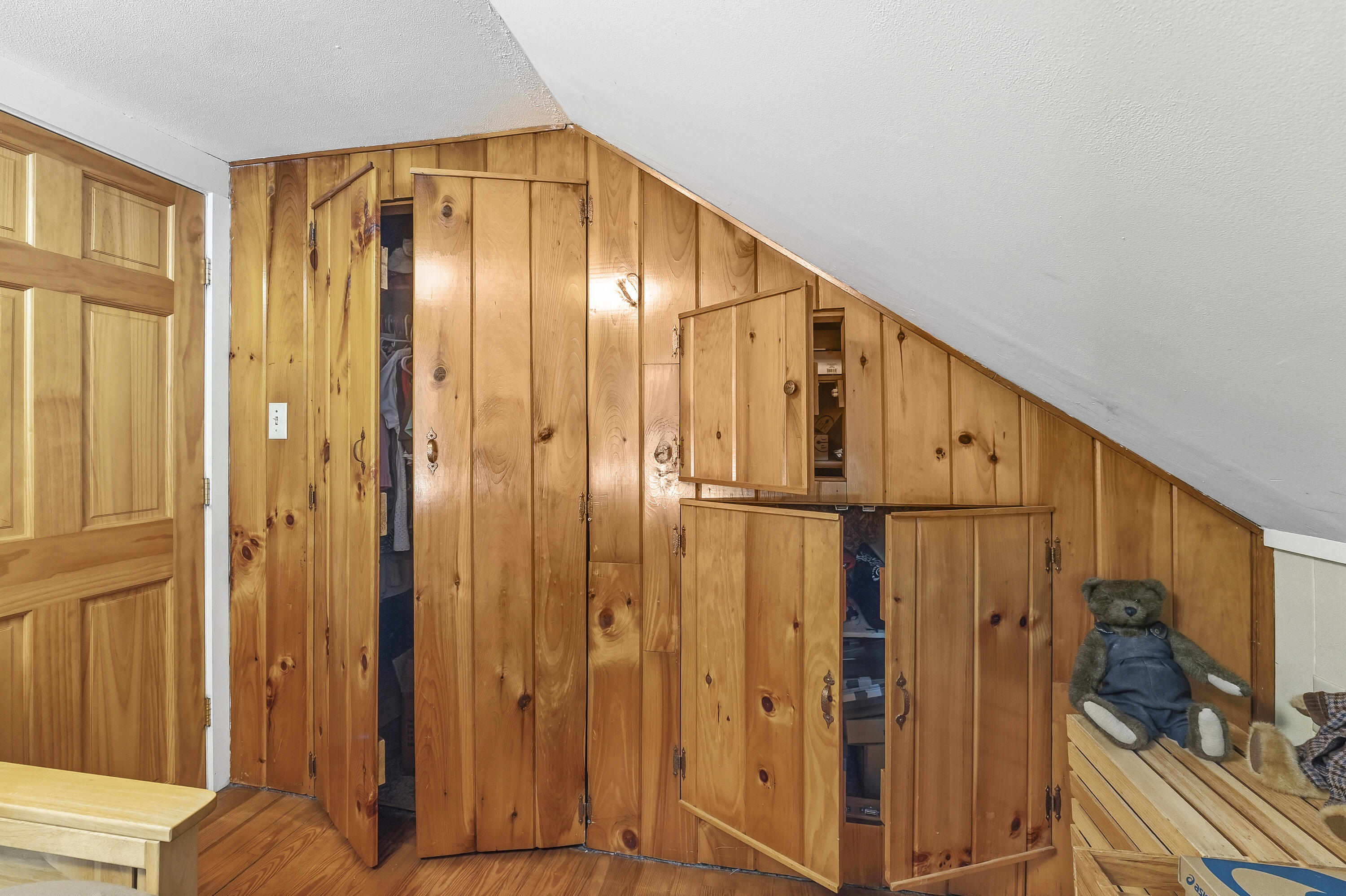 main property photo 41