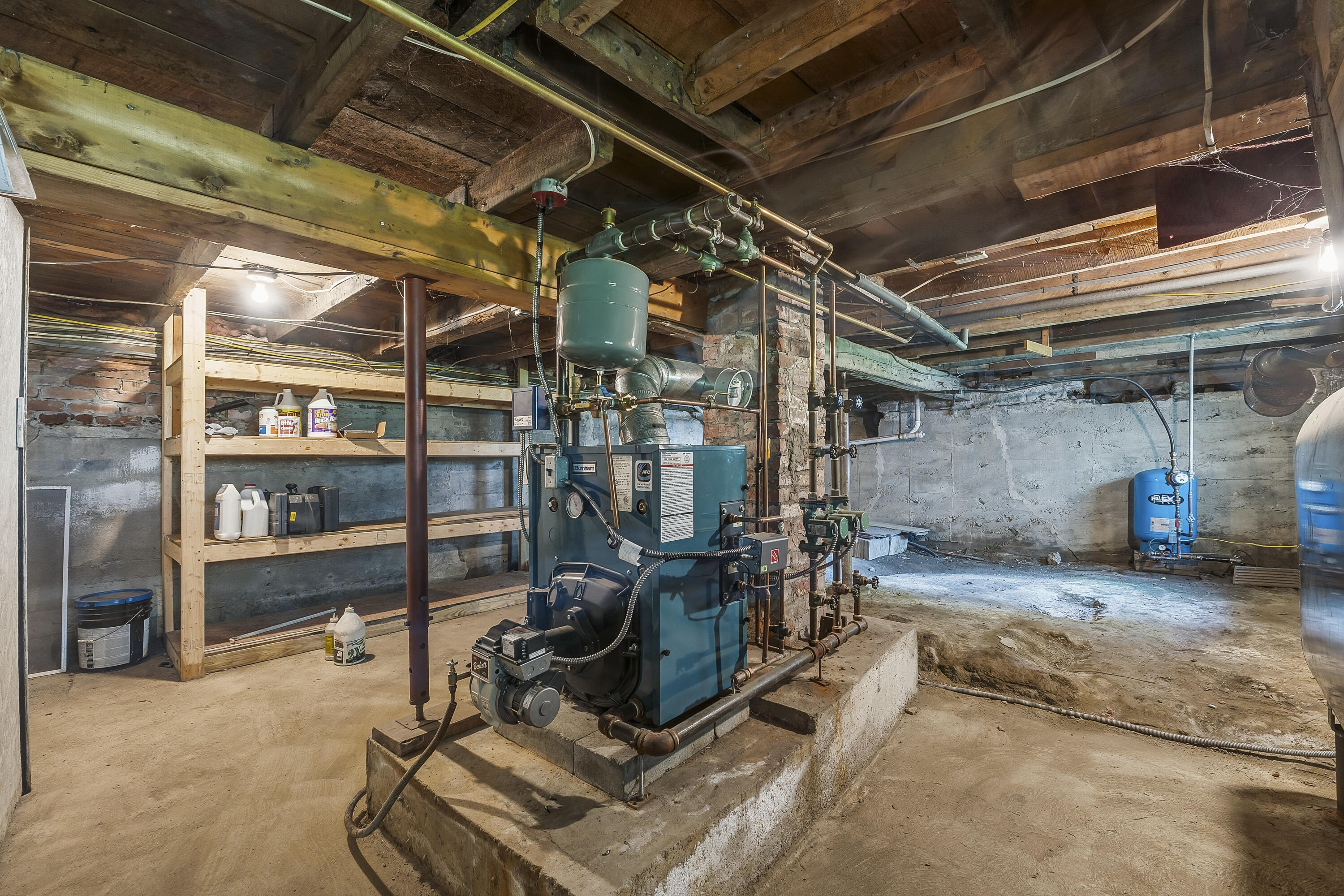 main property photo 43