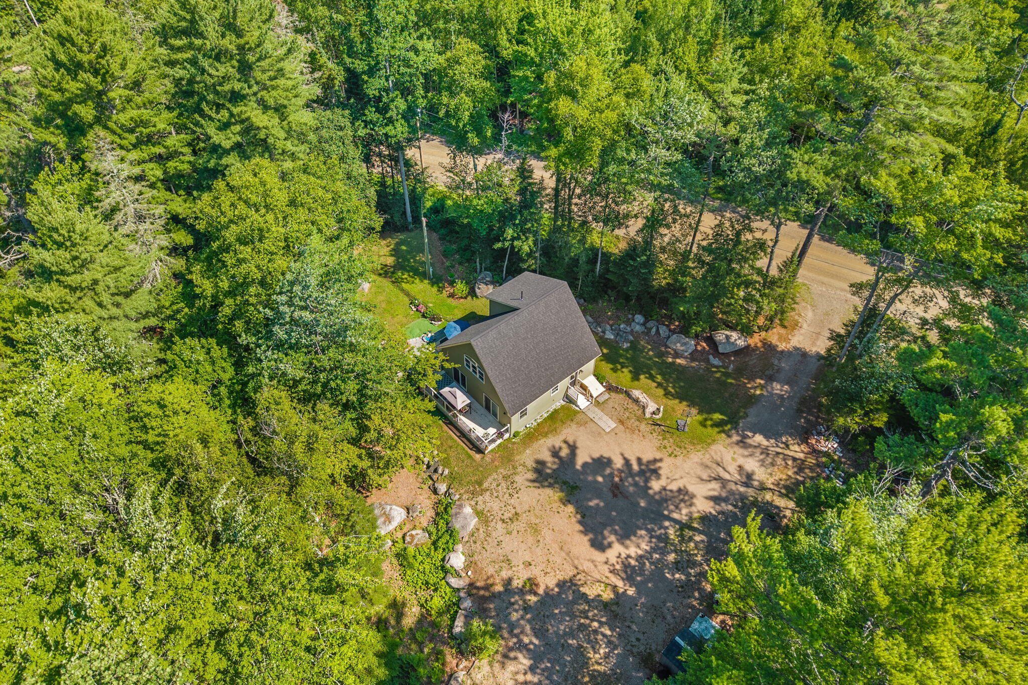 main property photo 40