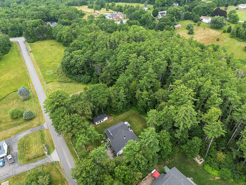 main property photo 45