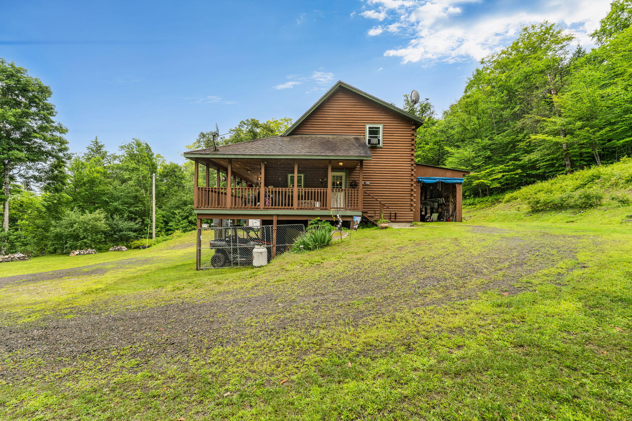 main property photo 33